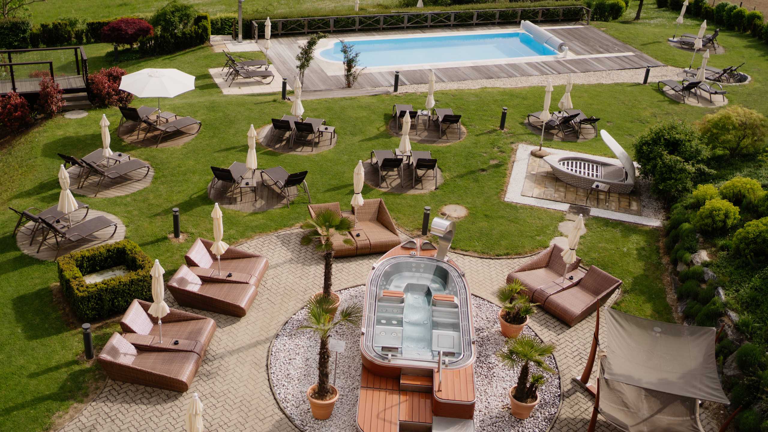 Maierskuschel Garten Liegen