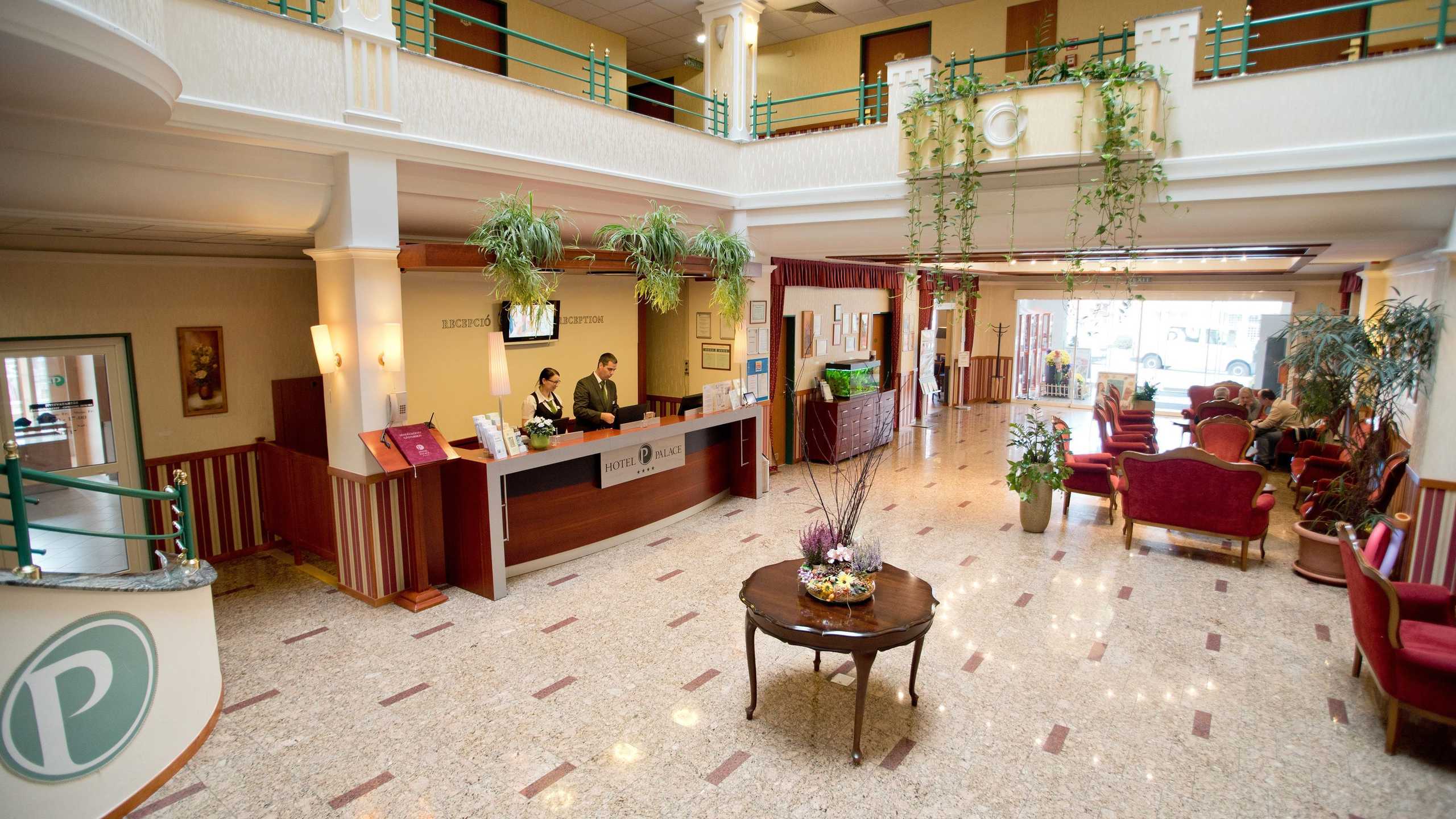 Palace Heviz Rezeption2