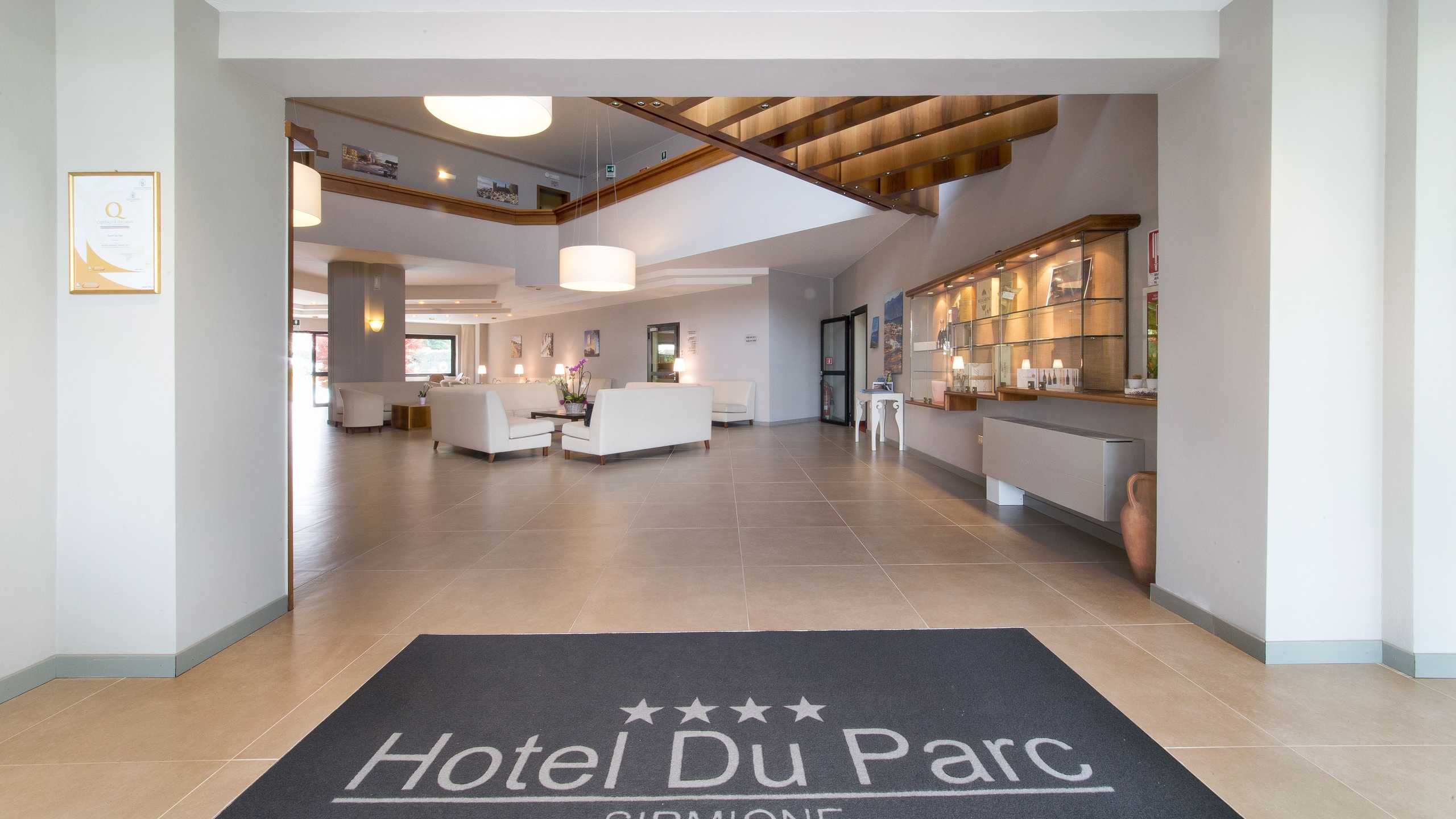 Parc Lobby3