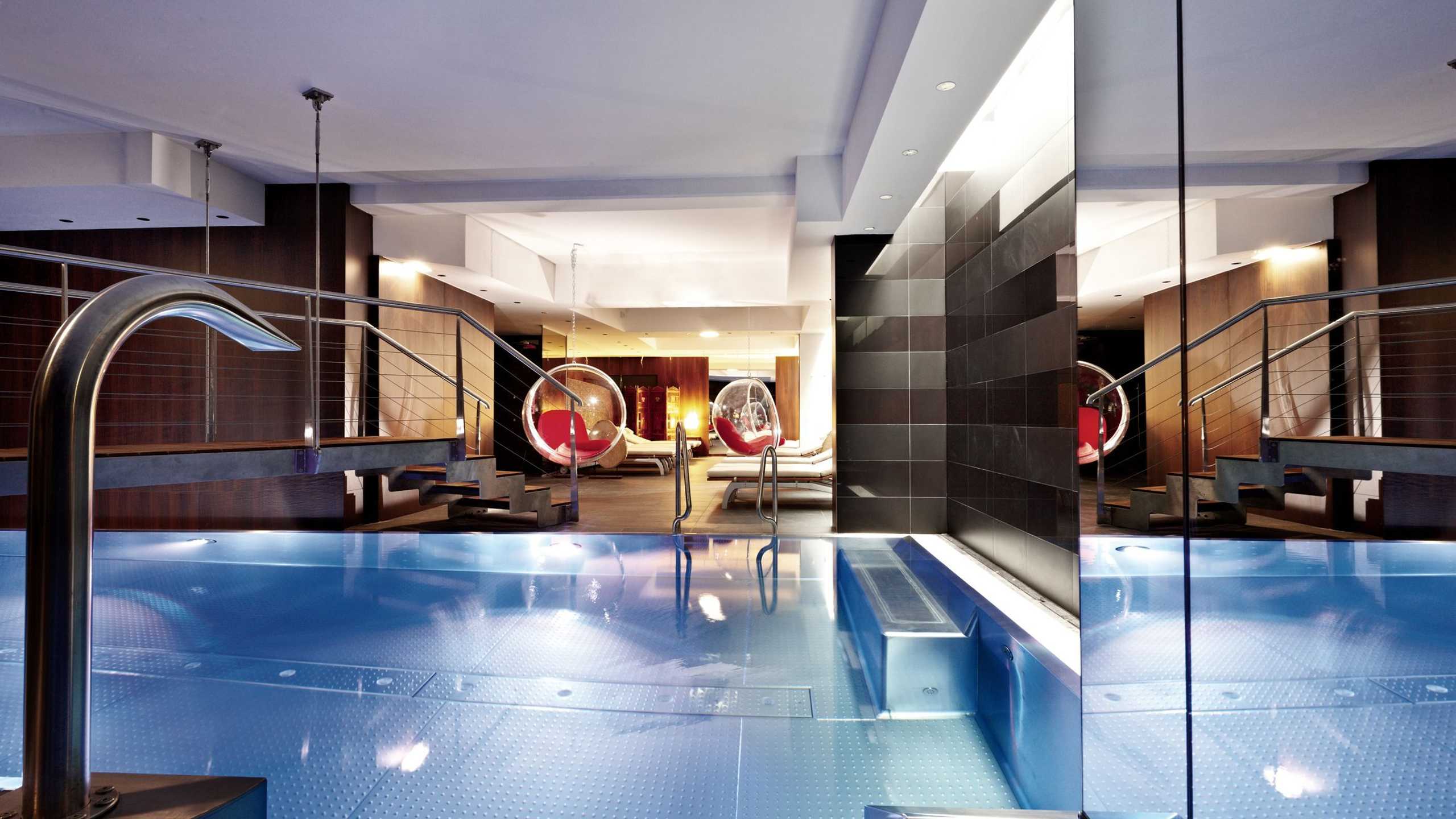 Karawanserai Wellness Hallenbad