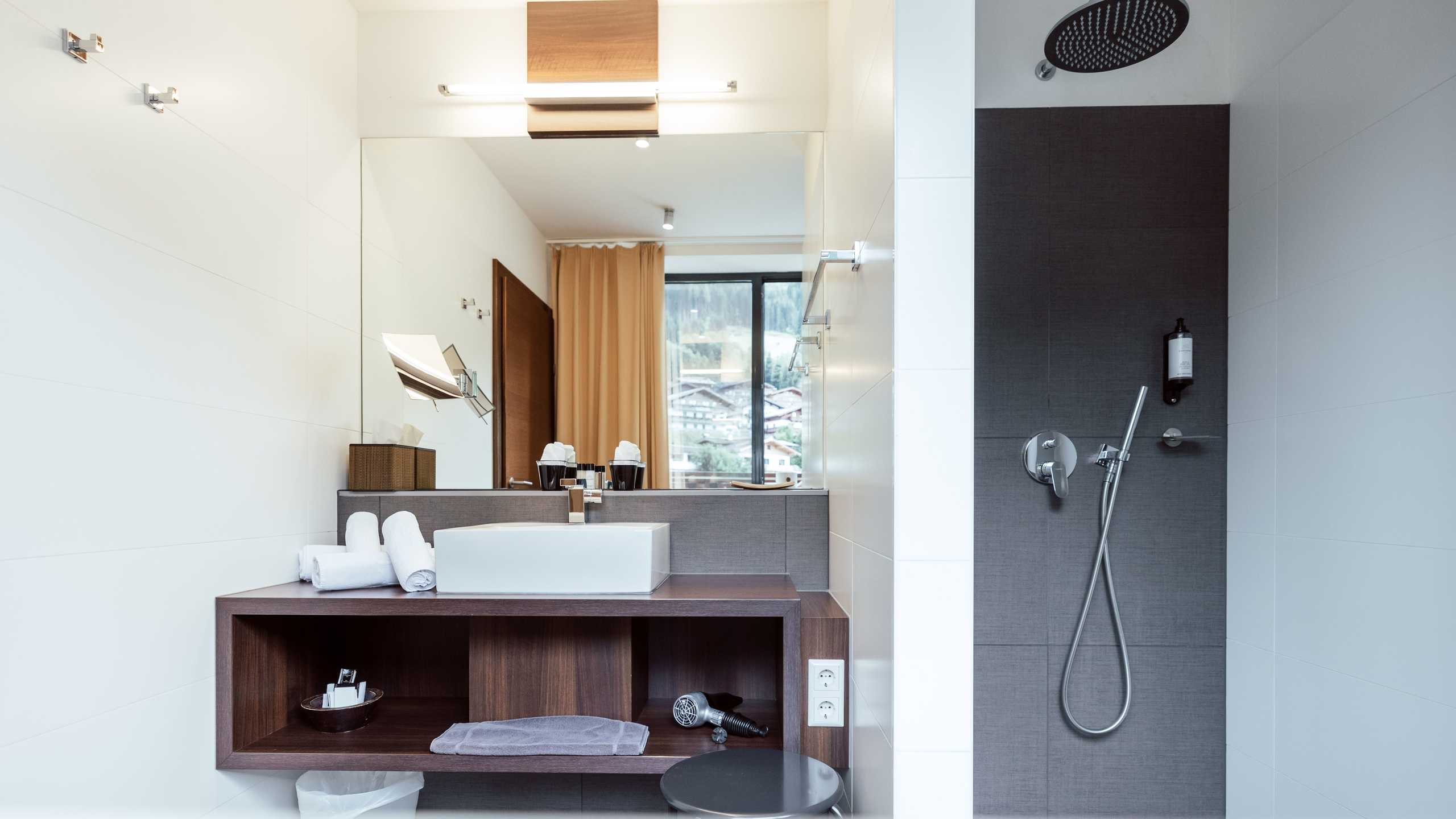 Karawanserai Zimmer Bad