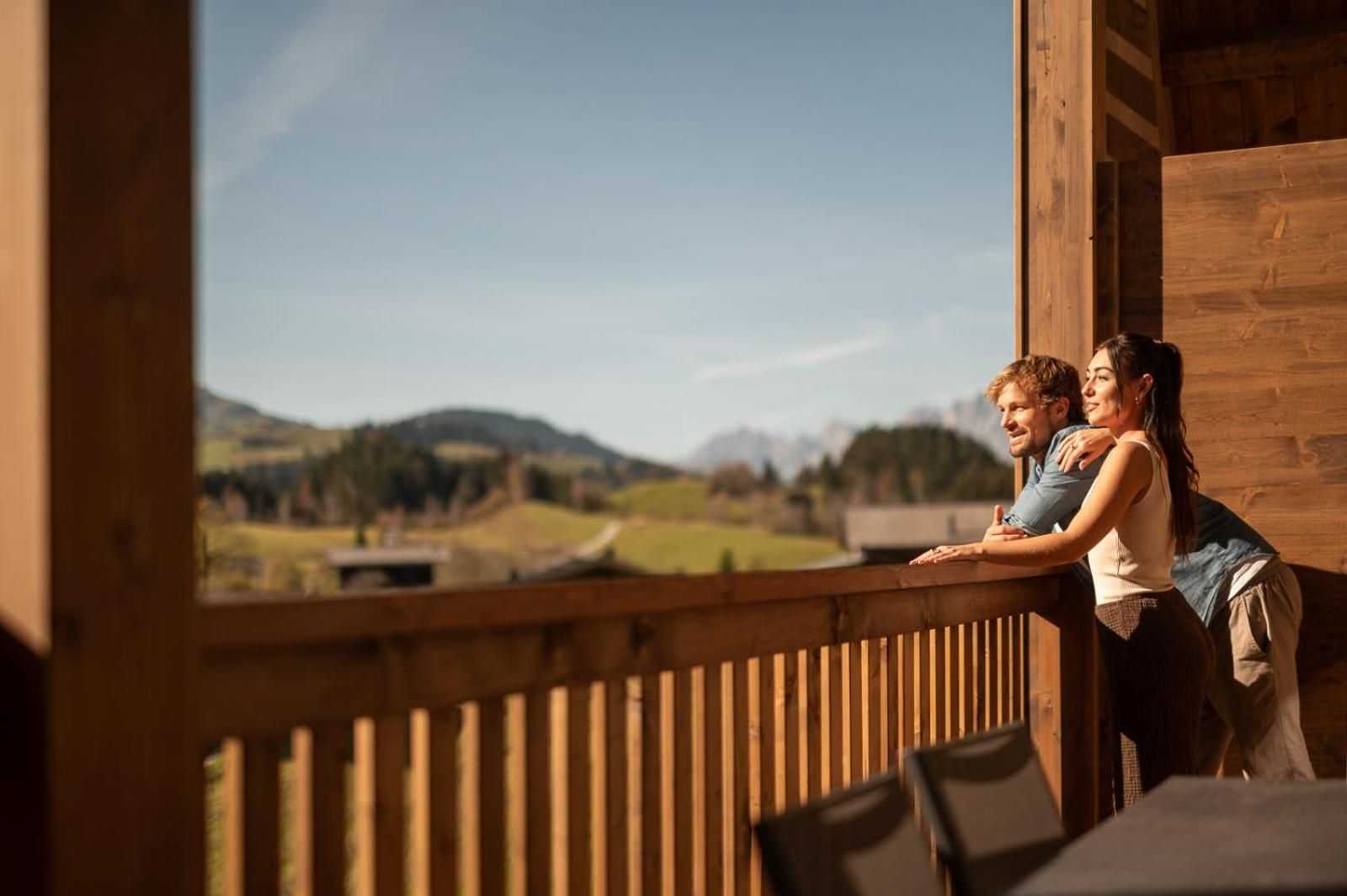 Adea Balkon Paar2