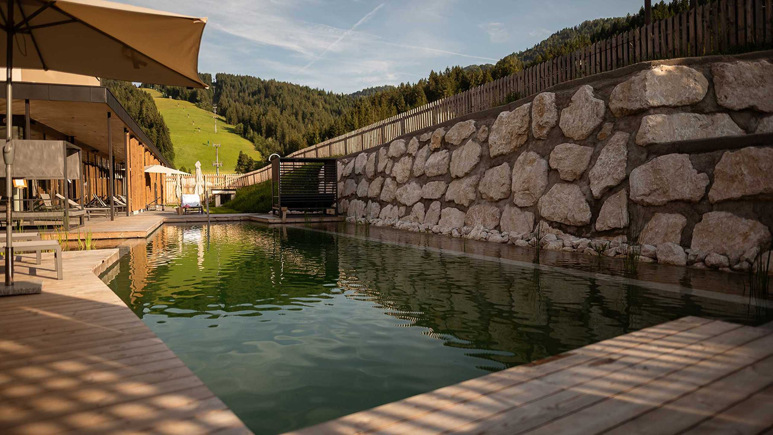Adea Pool