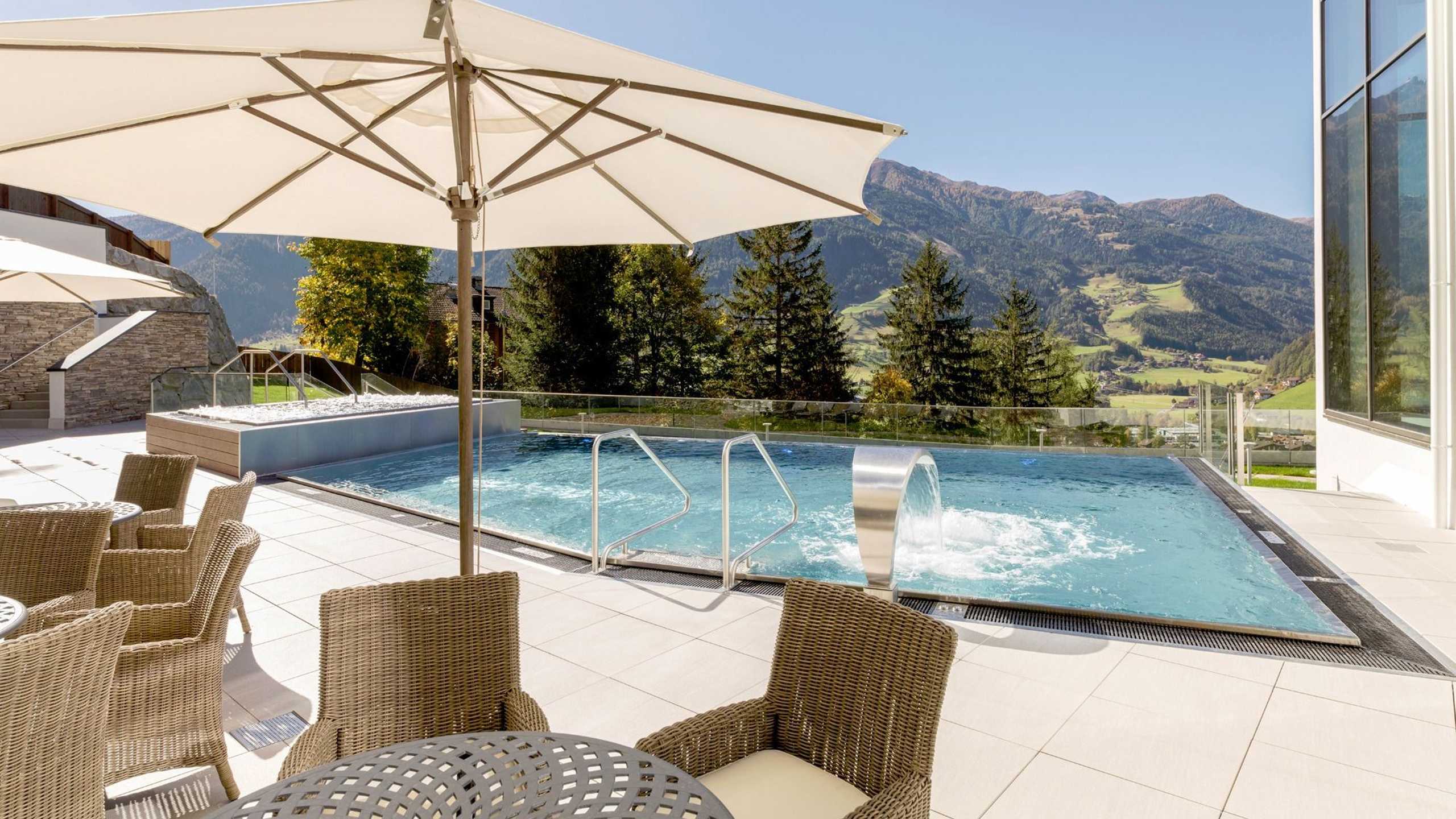 Goldried Pool