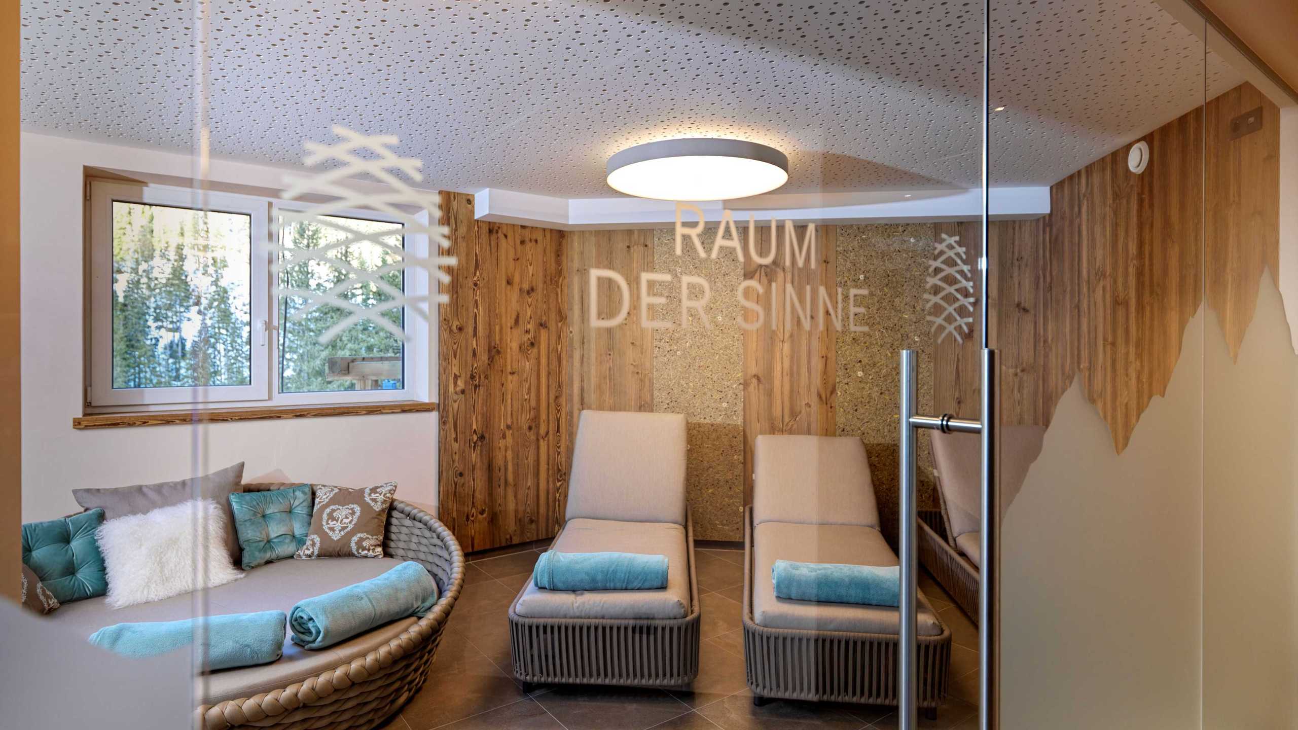 Zirbenhof Wellness Ruheraum5