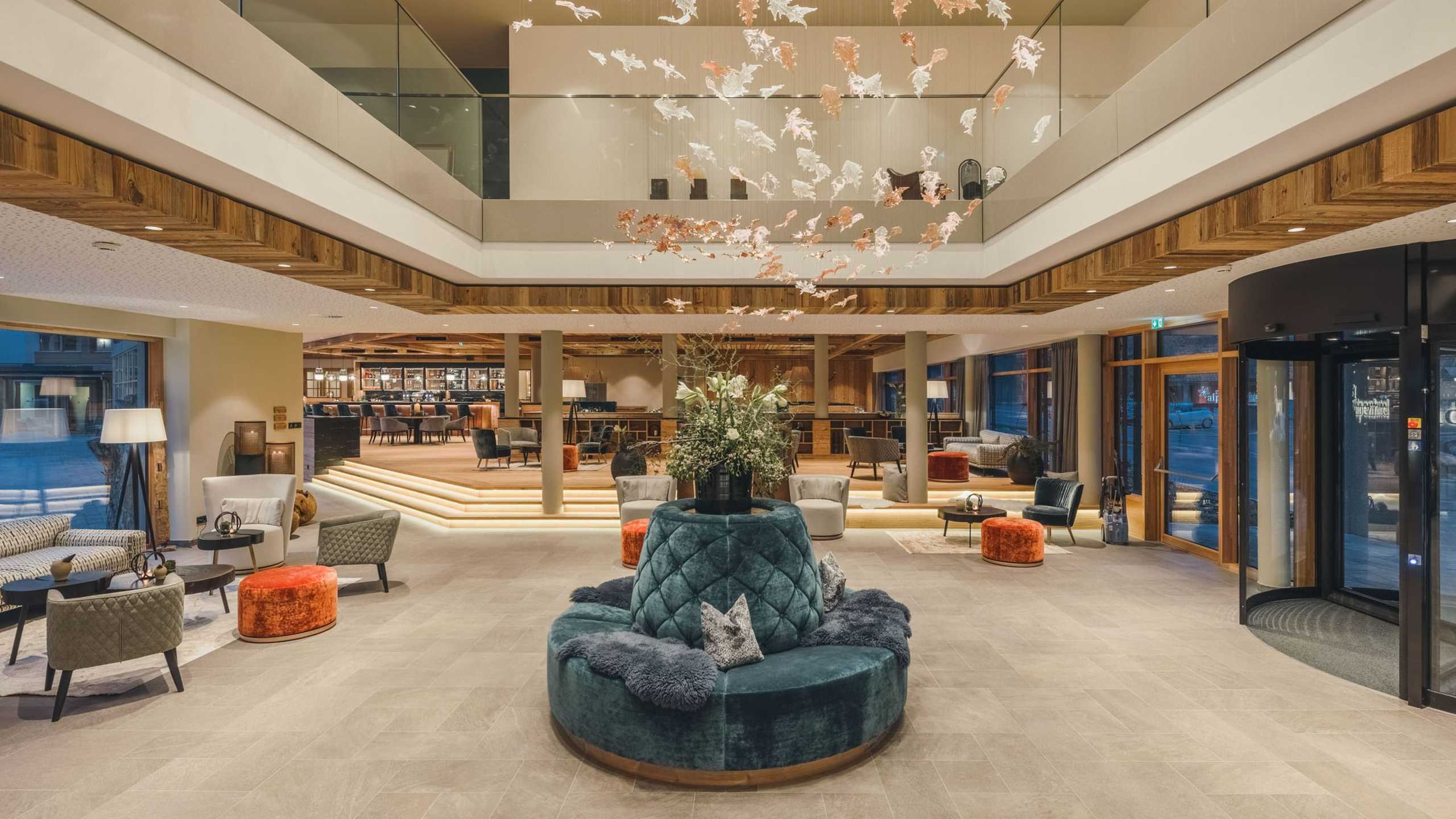 Alpenhotel Lobby