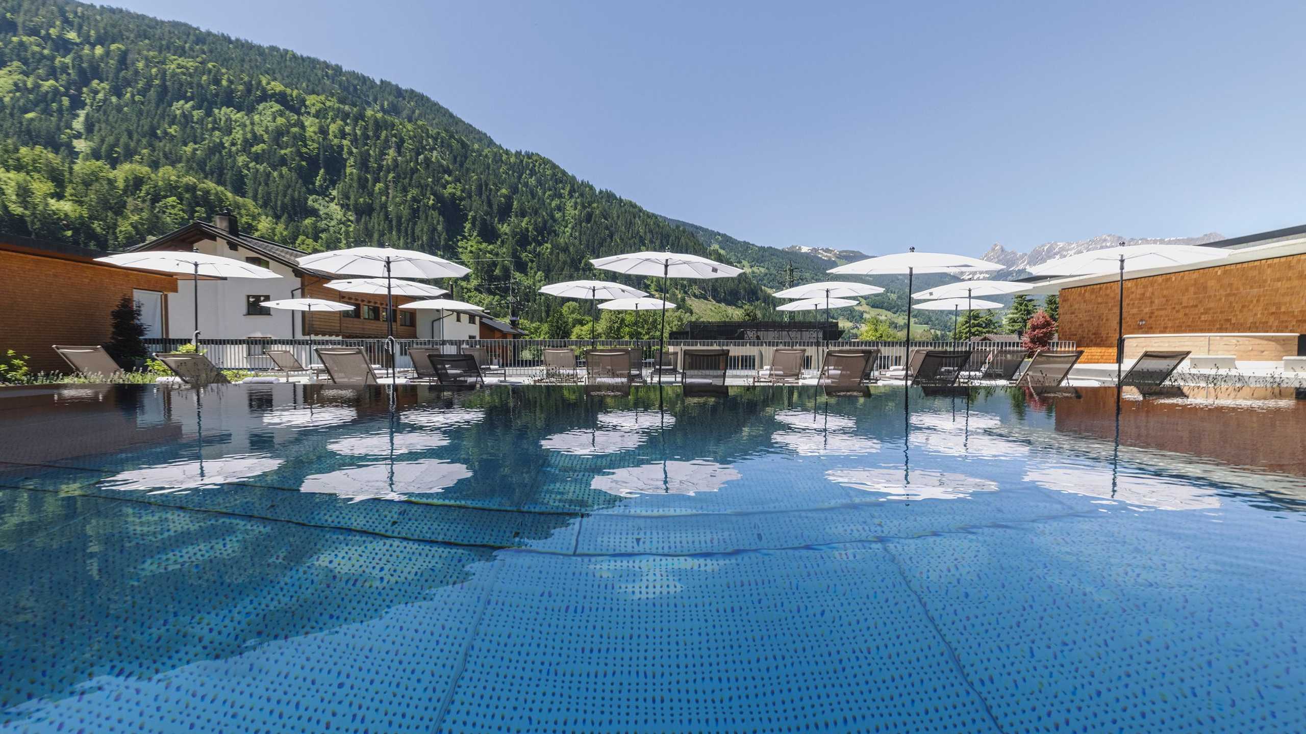 Alpenhotel Pool5