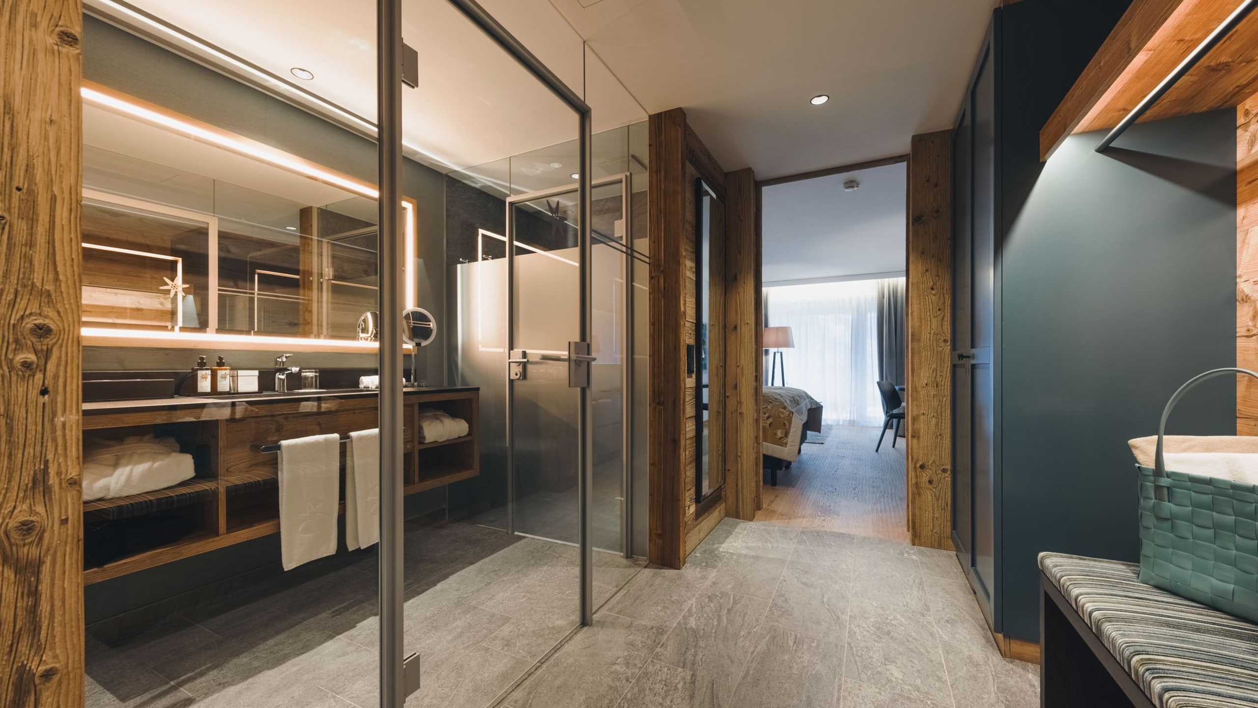Alpenhotel Zimmer Juniorsuite Silberfichte4
