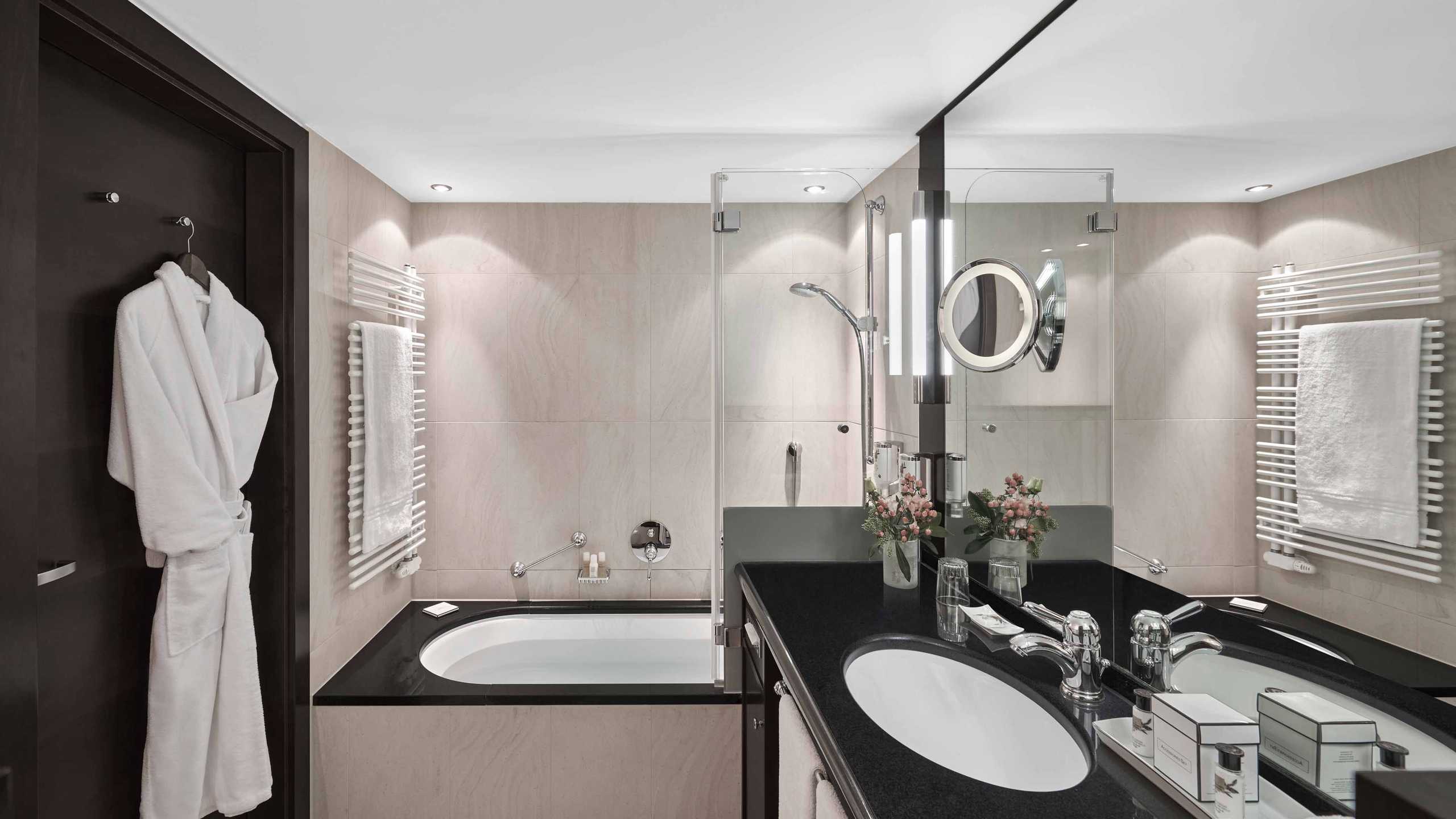 Lebenberg Zimmer Classic Bad