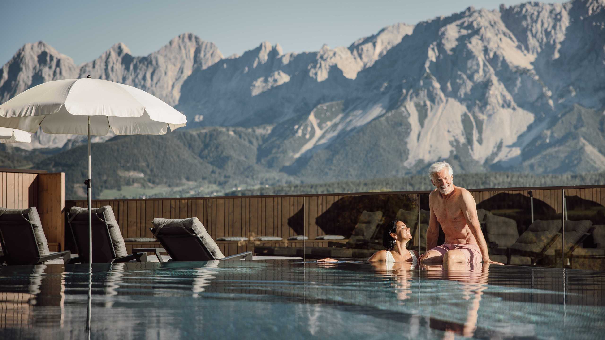 Waldfrieden Pool Paar