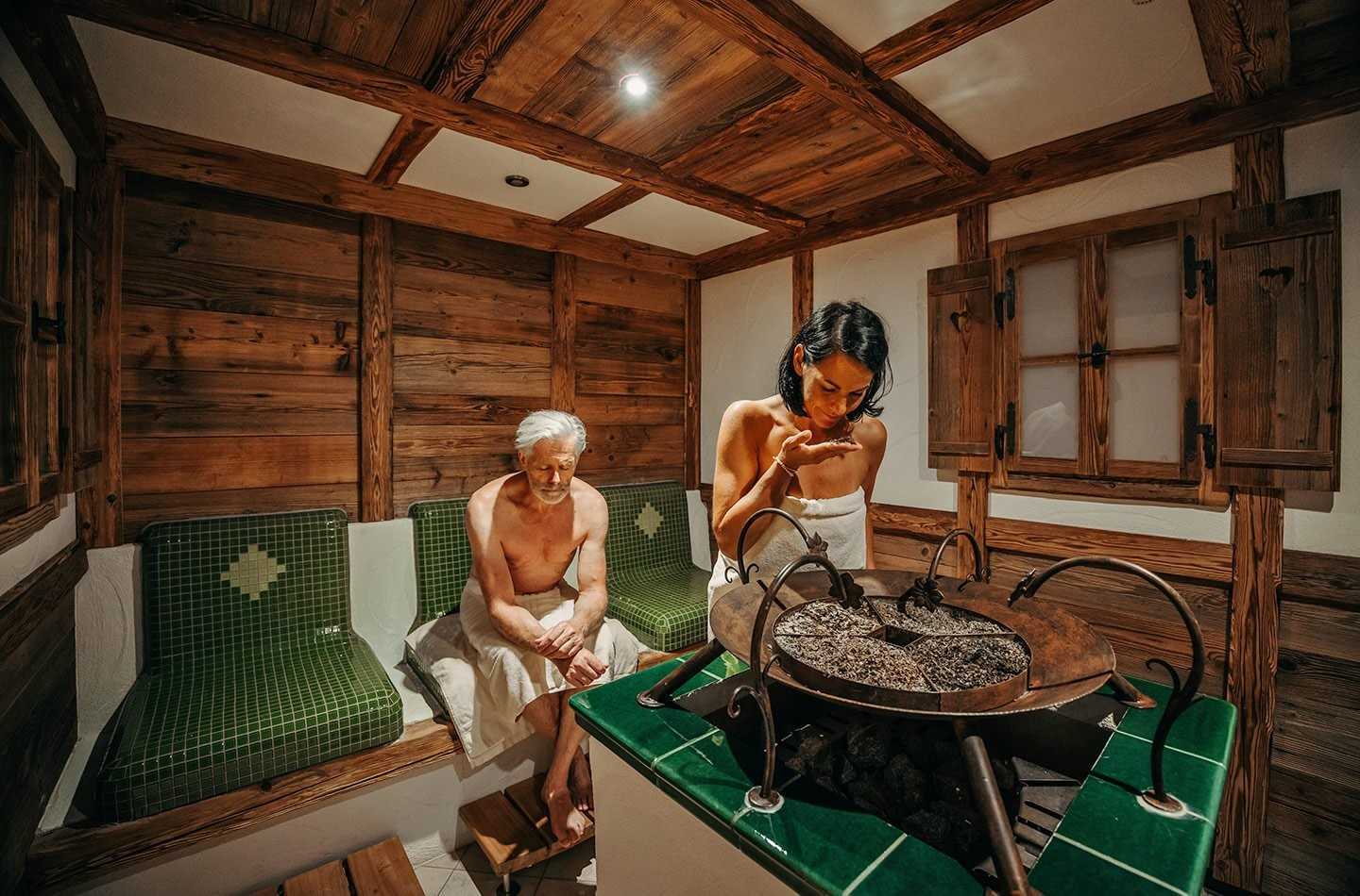 Waldfrieden Wellness Dampfbad Paar