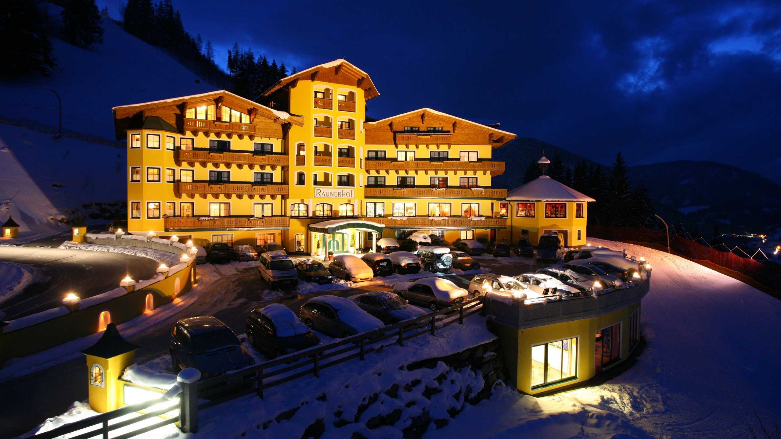 Raunerhof Hotel Winter Nacht