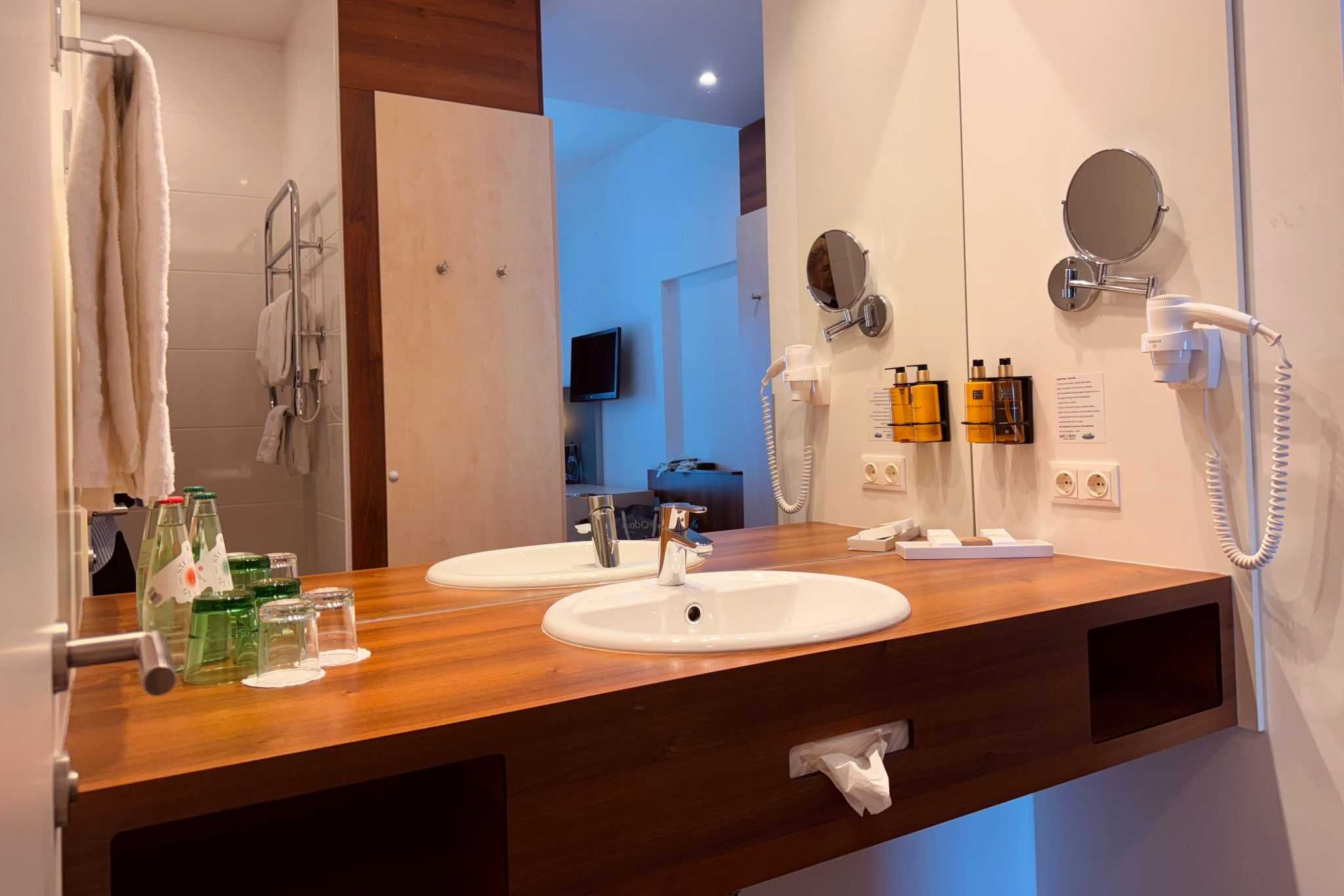 Spirodom Zimmer Superior Mountain View Bad