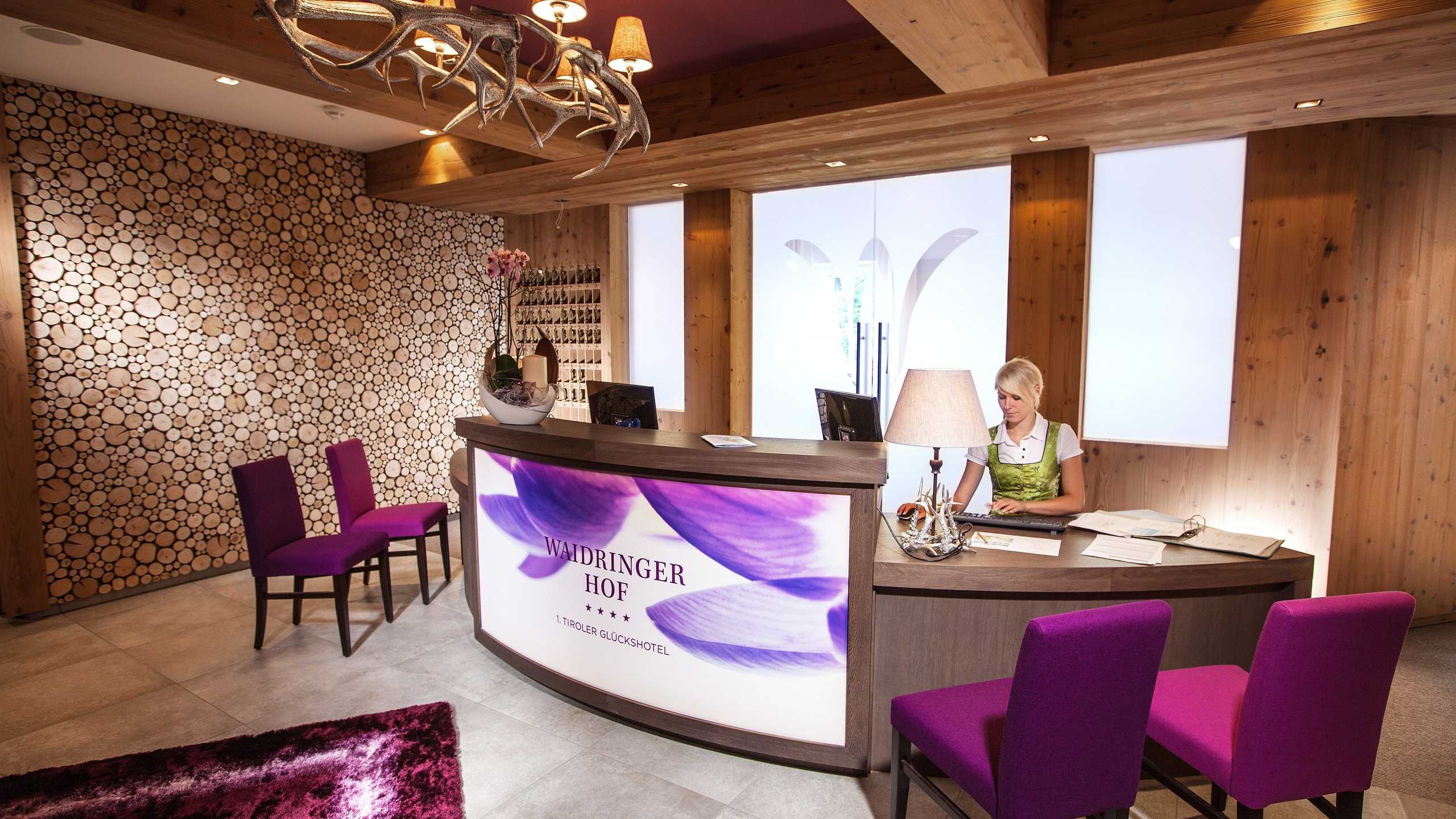 Waidringerhof Rezeption