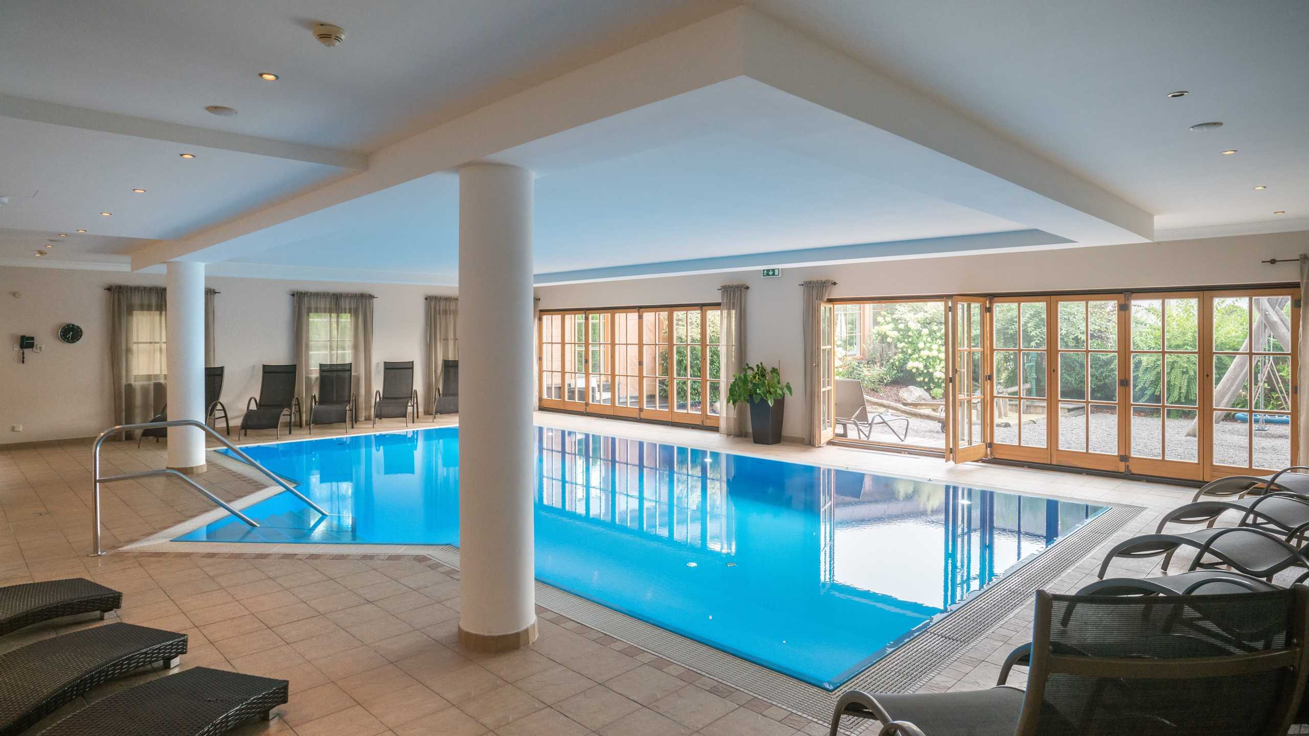 Waidringerhof Wellness Hallenbad