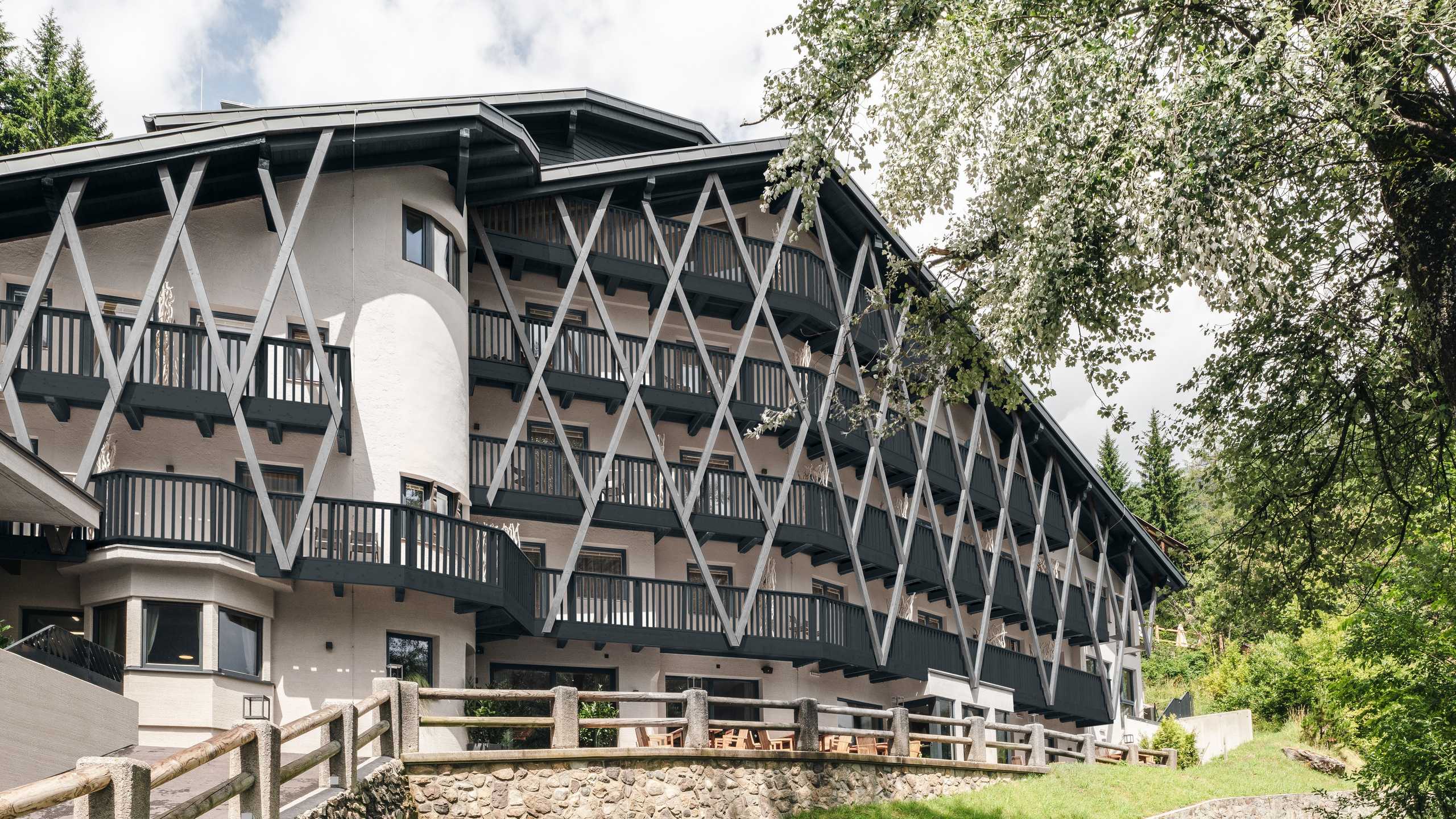 Arpuria Hotel