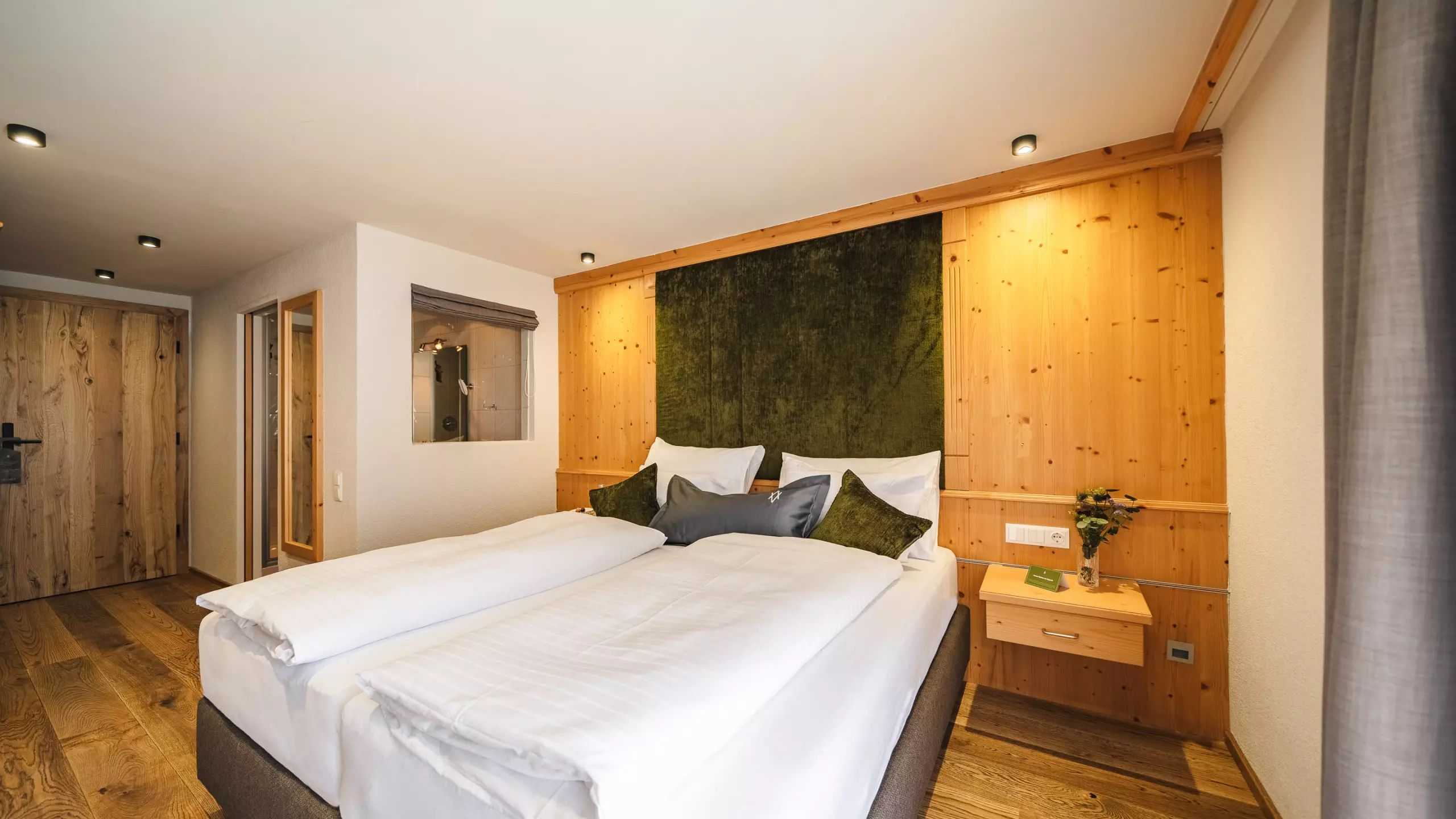 Arpuria Zimmer Mountain Comfort Room