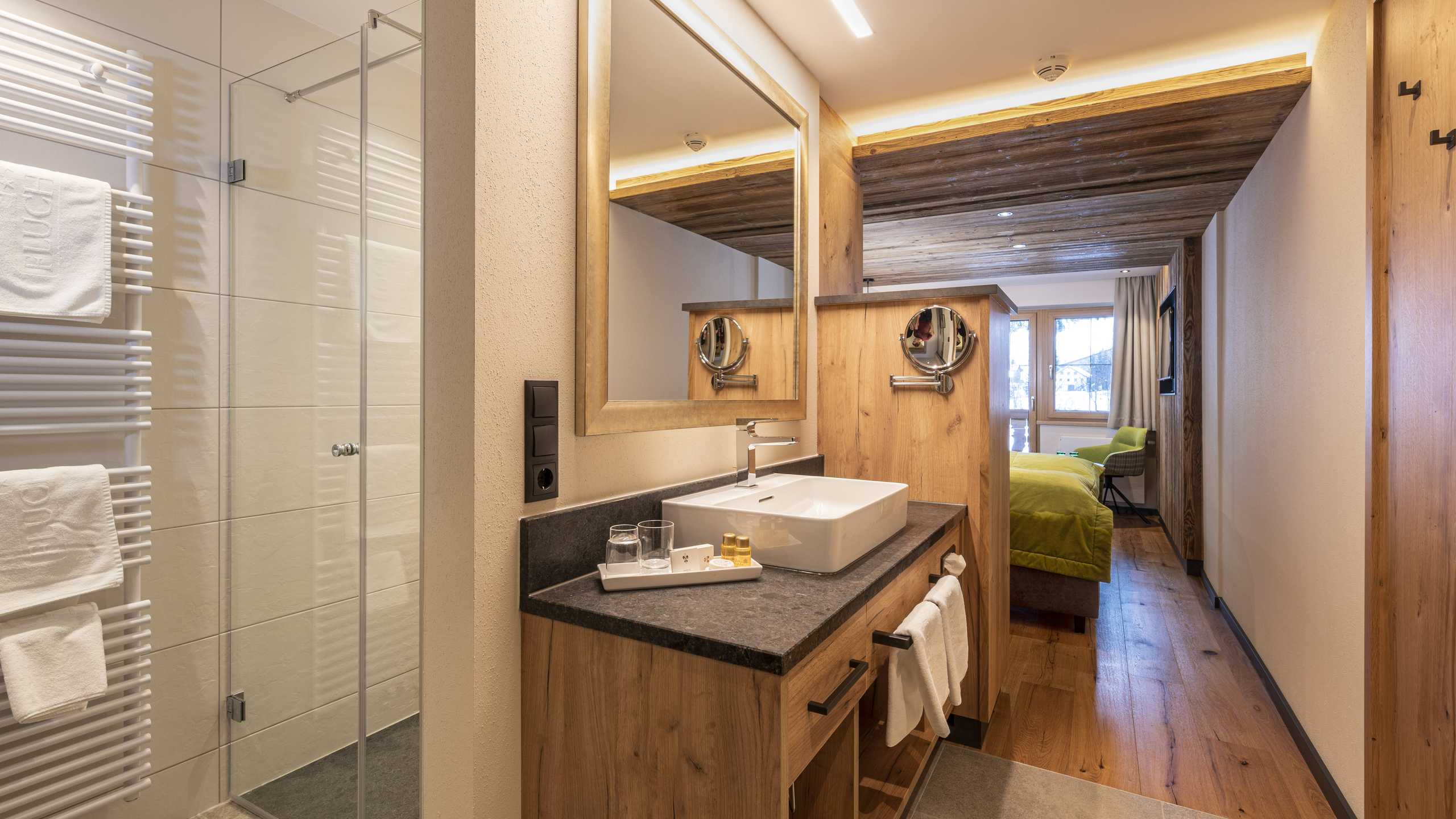 Fluchthorn Zimmer Alpin Bad