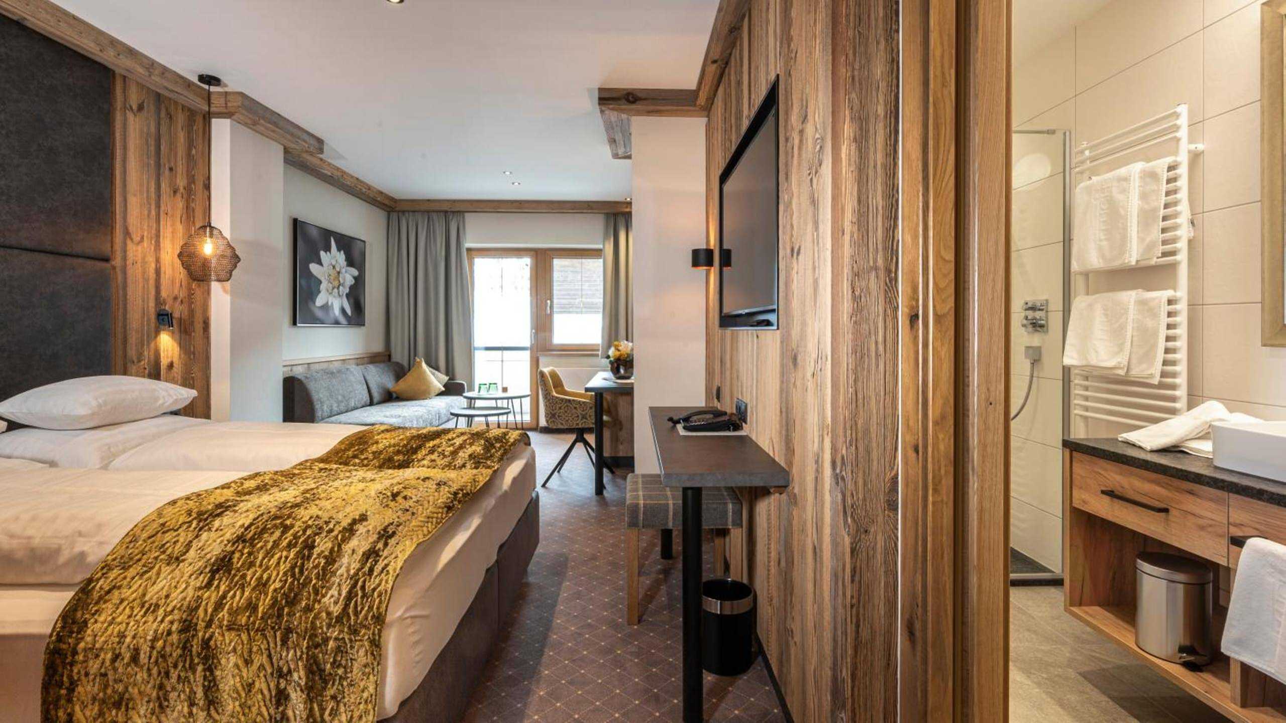 Fluchthorn Zimmer Familie Edelweiss3