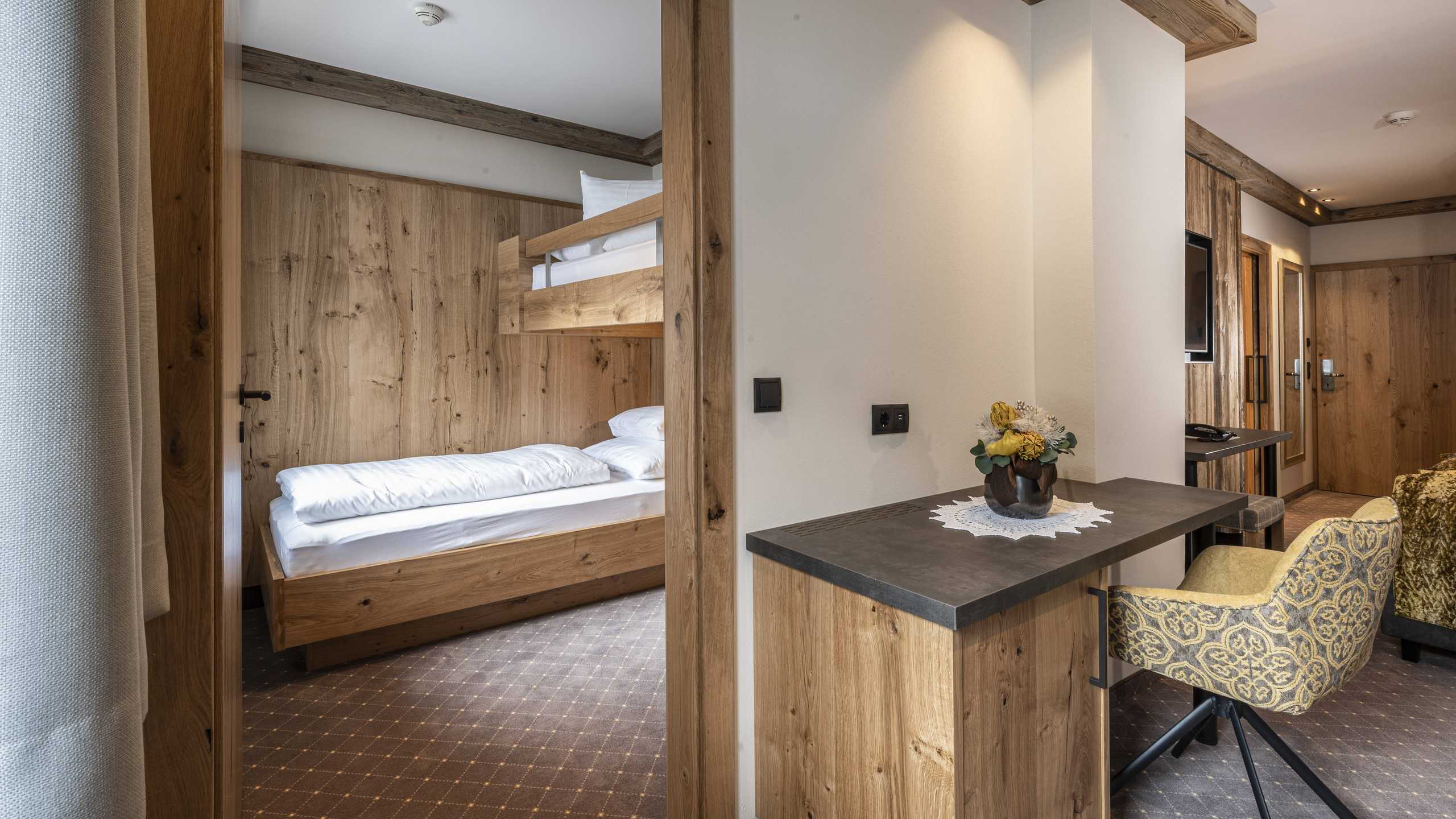 Fluchthorn Zimmer Familie Edelweiss5