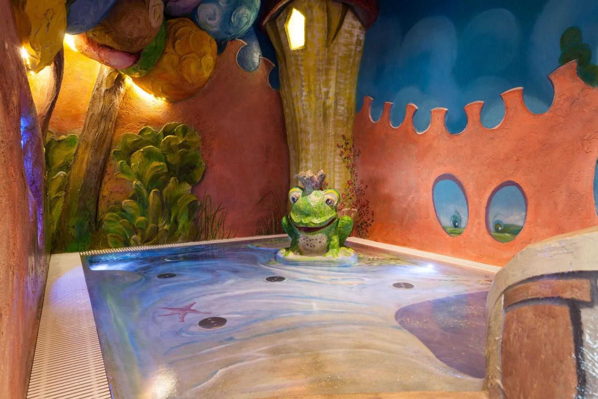 Bavaria Kinderbecken Froschkoenig