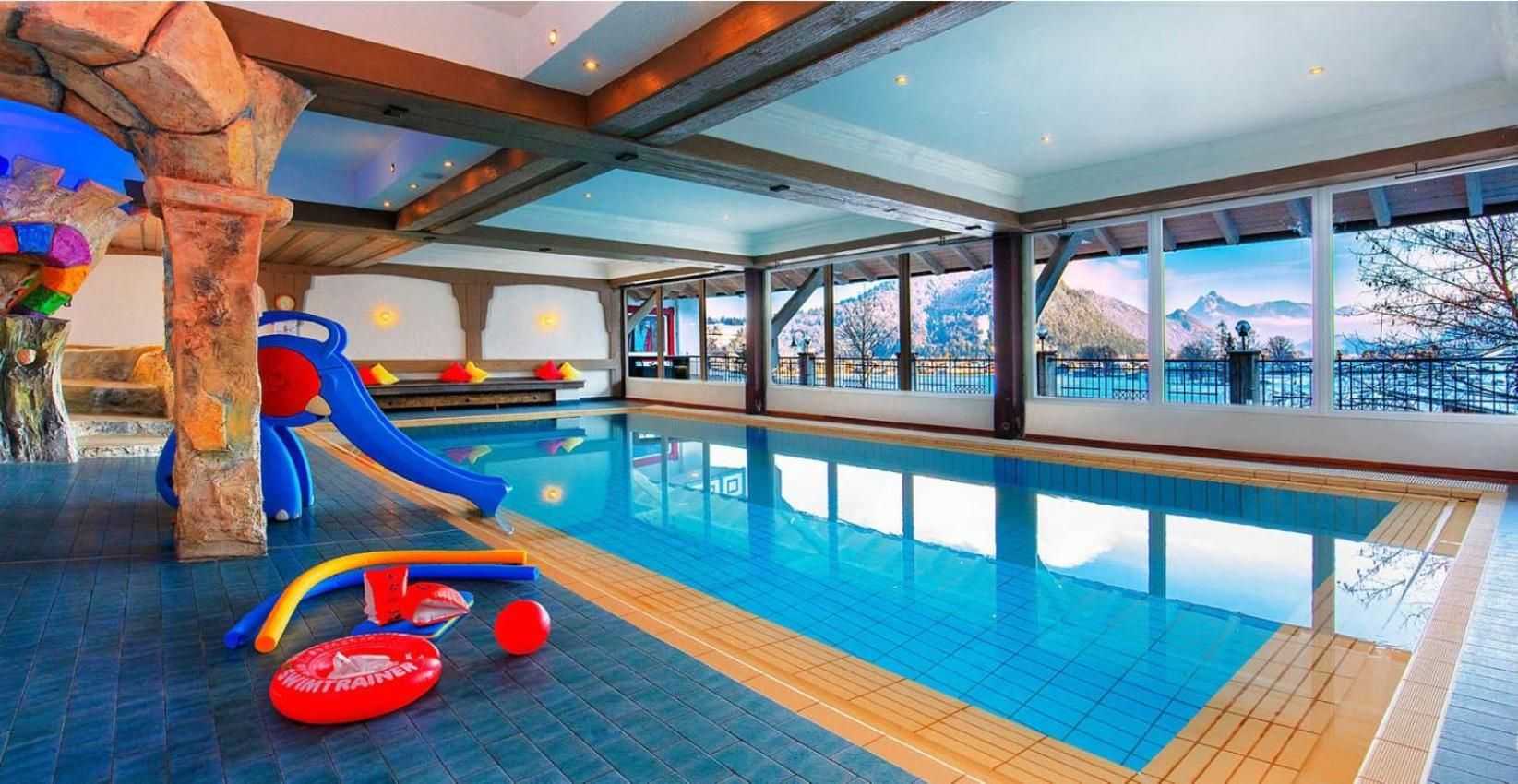 Bavaria Wellness Hallenbad2