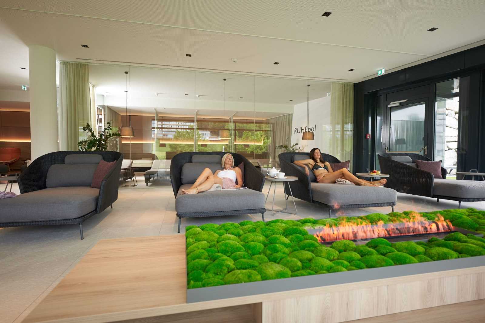 Bruendl Wellness Models4