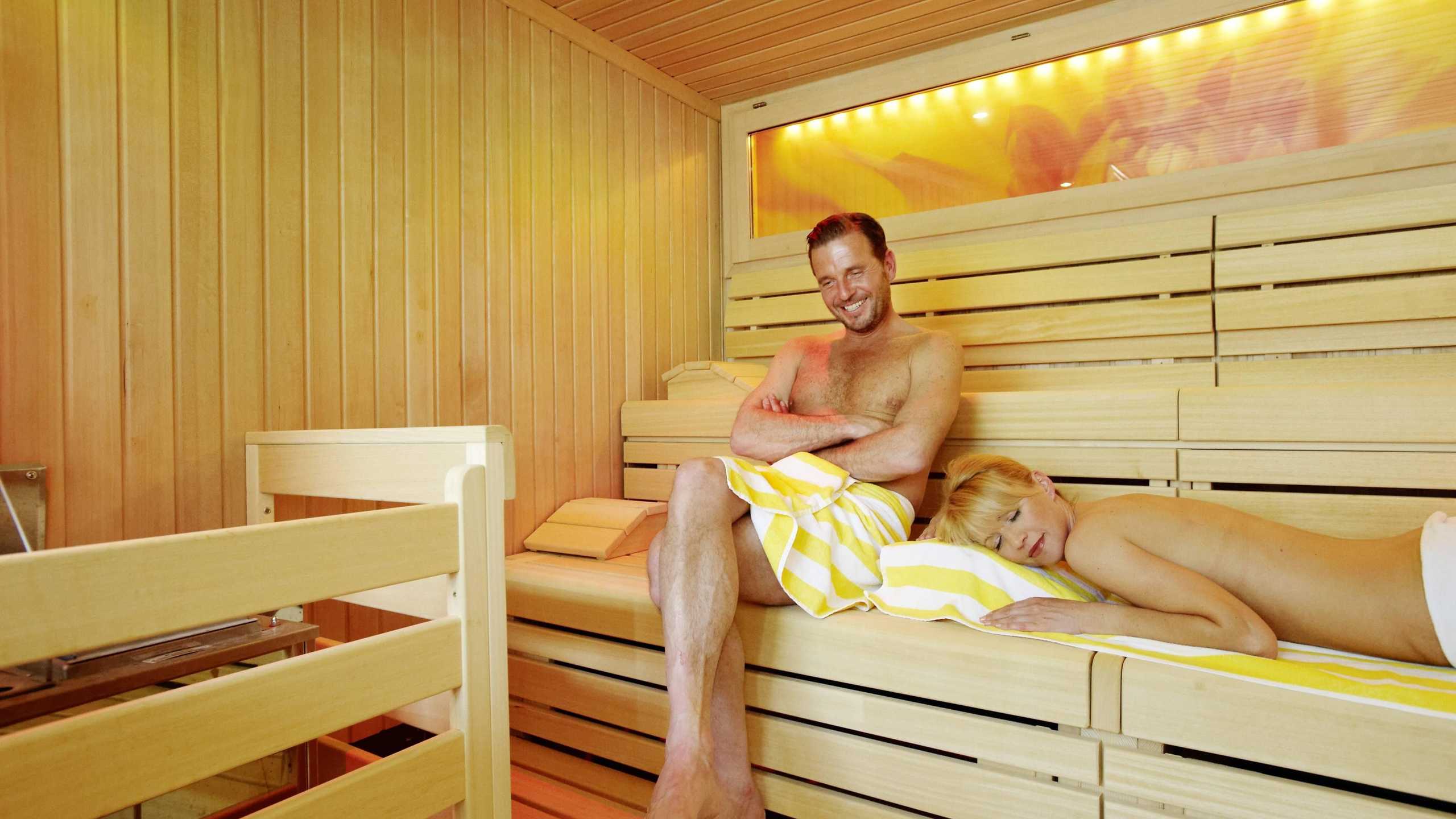 Eschenhof Wellness Sauna Paar