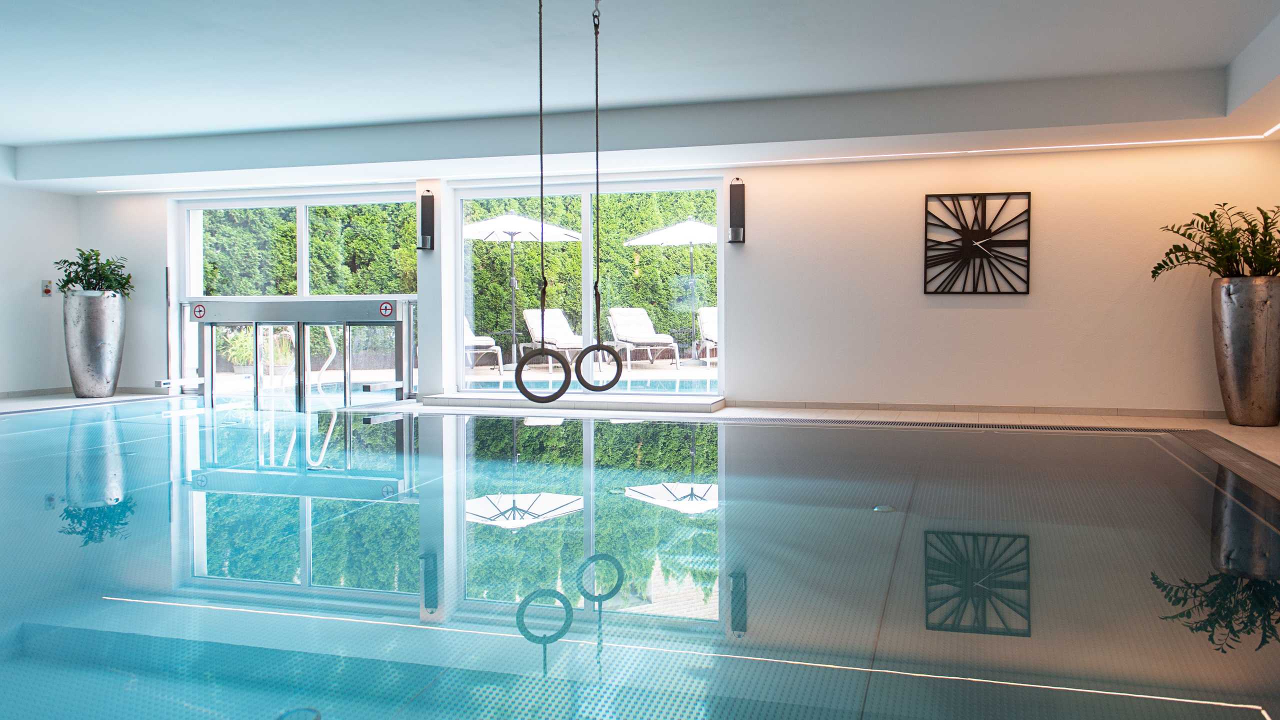 Dasschaefer Wellness Hallenbad5