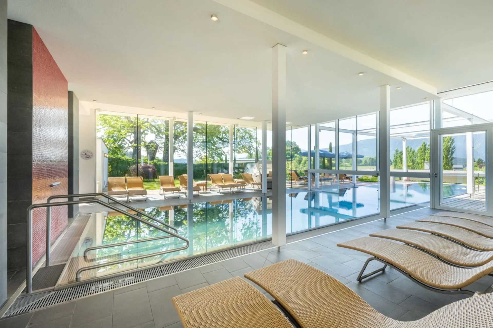 Moerisch Wellness Hallenbad3