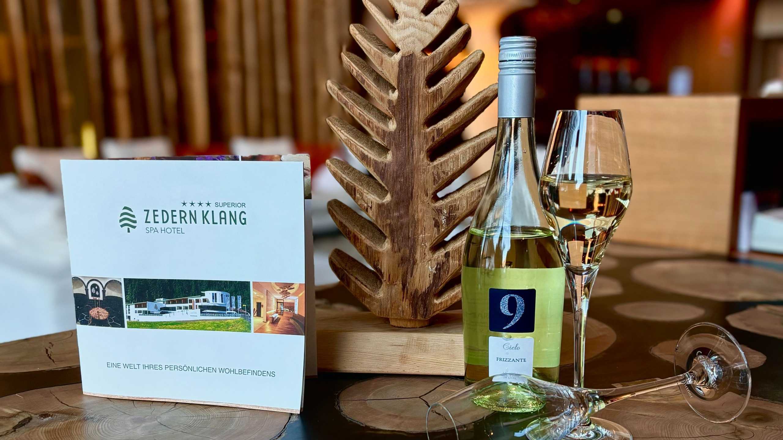 Zedernklang Wein