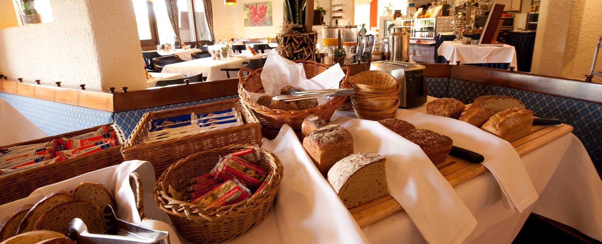 Eberhard Fruehstuecksbuffet Brot