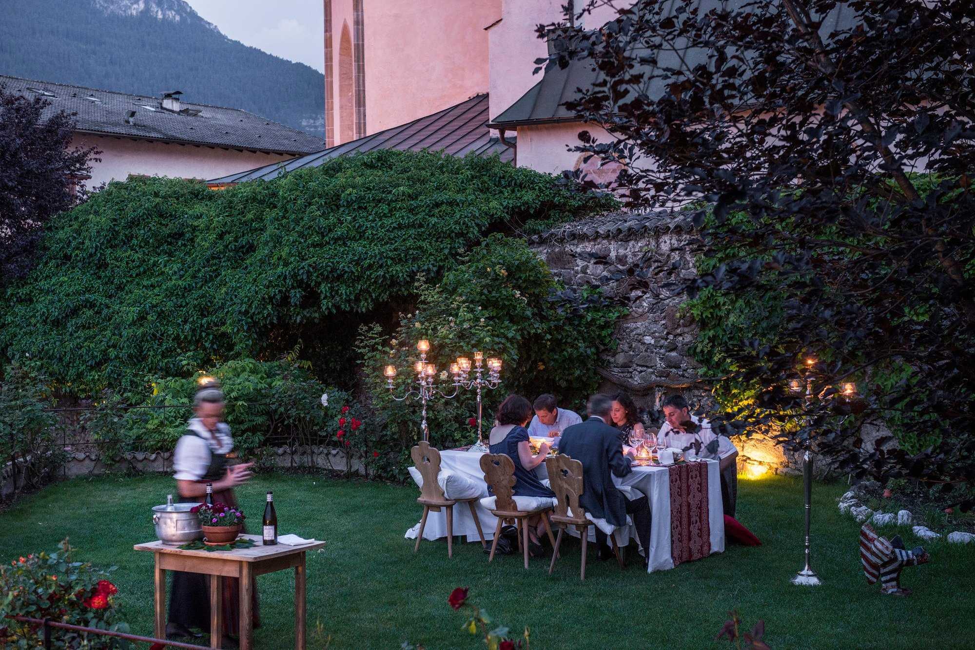 Turm Restaurant Garten