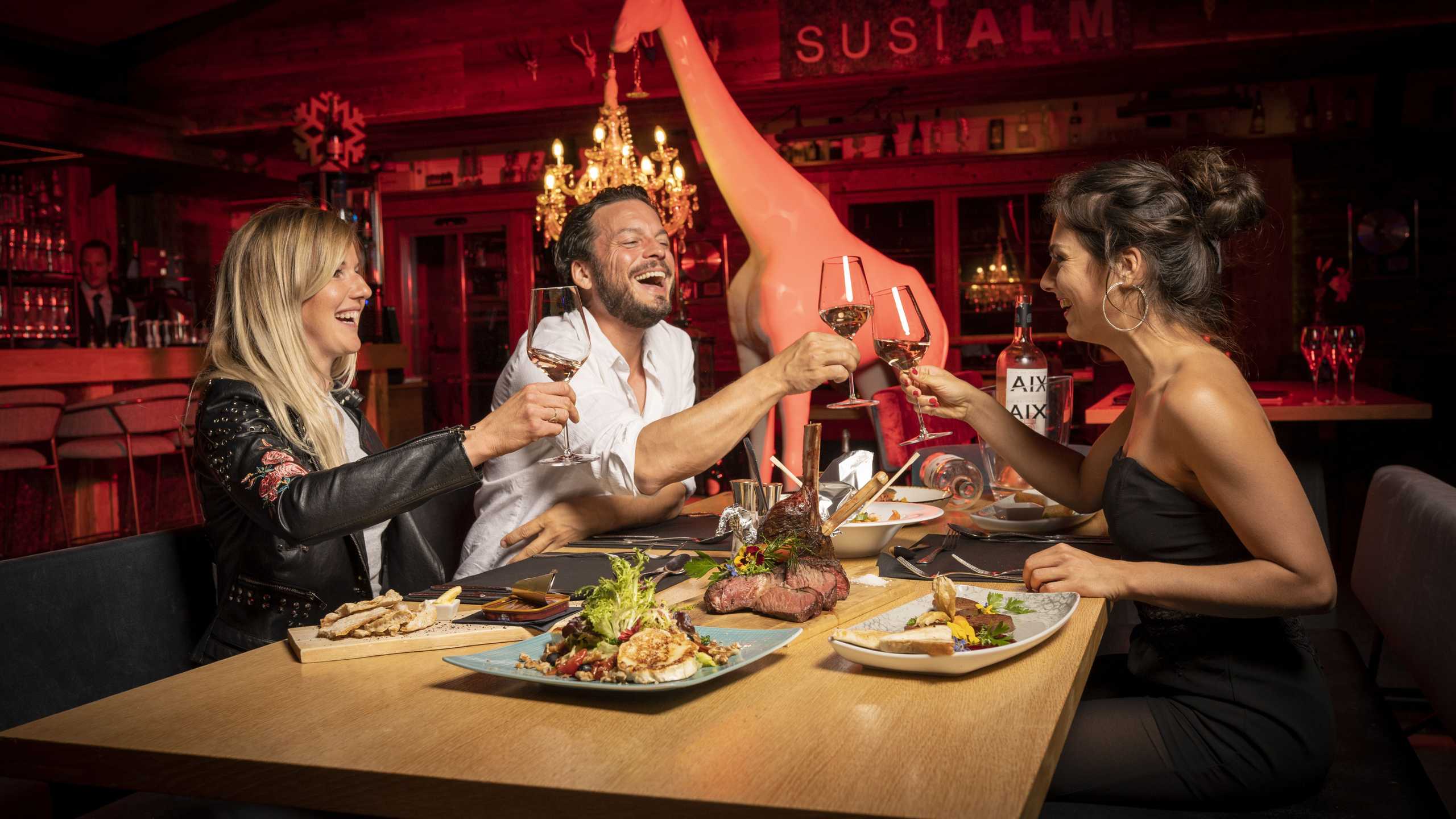 Alpenwelt Restaurant Paar2