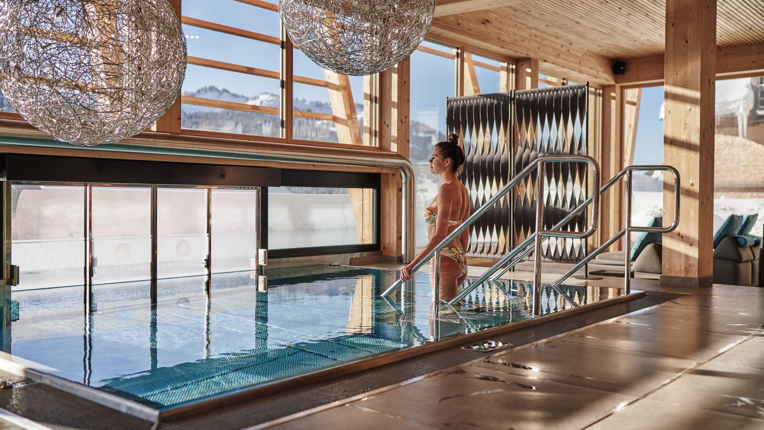 Hubertus Wellness Hallenbad3