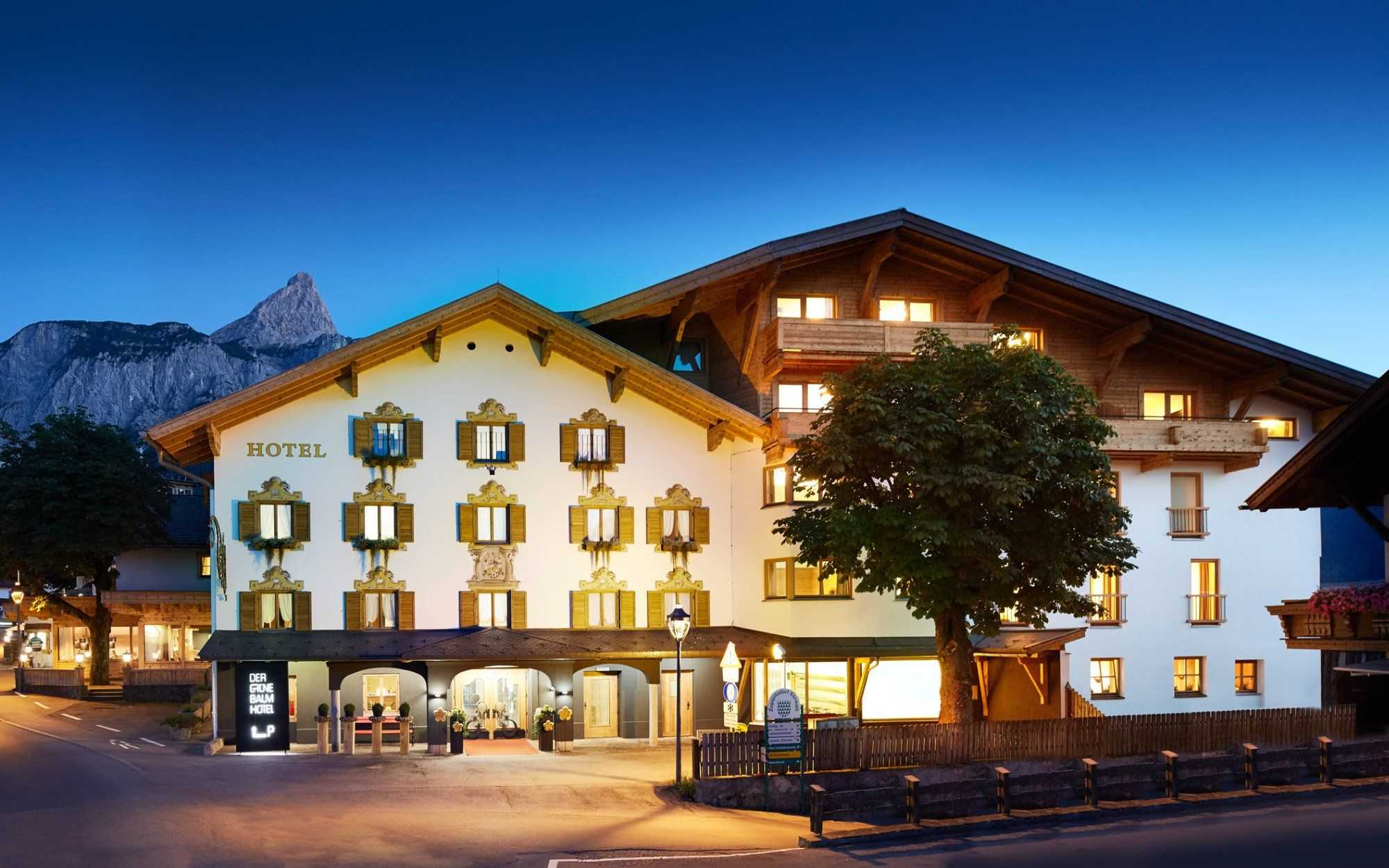 Gruenerbaum Hotel Abend