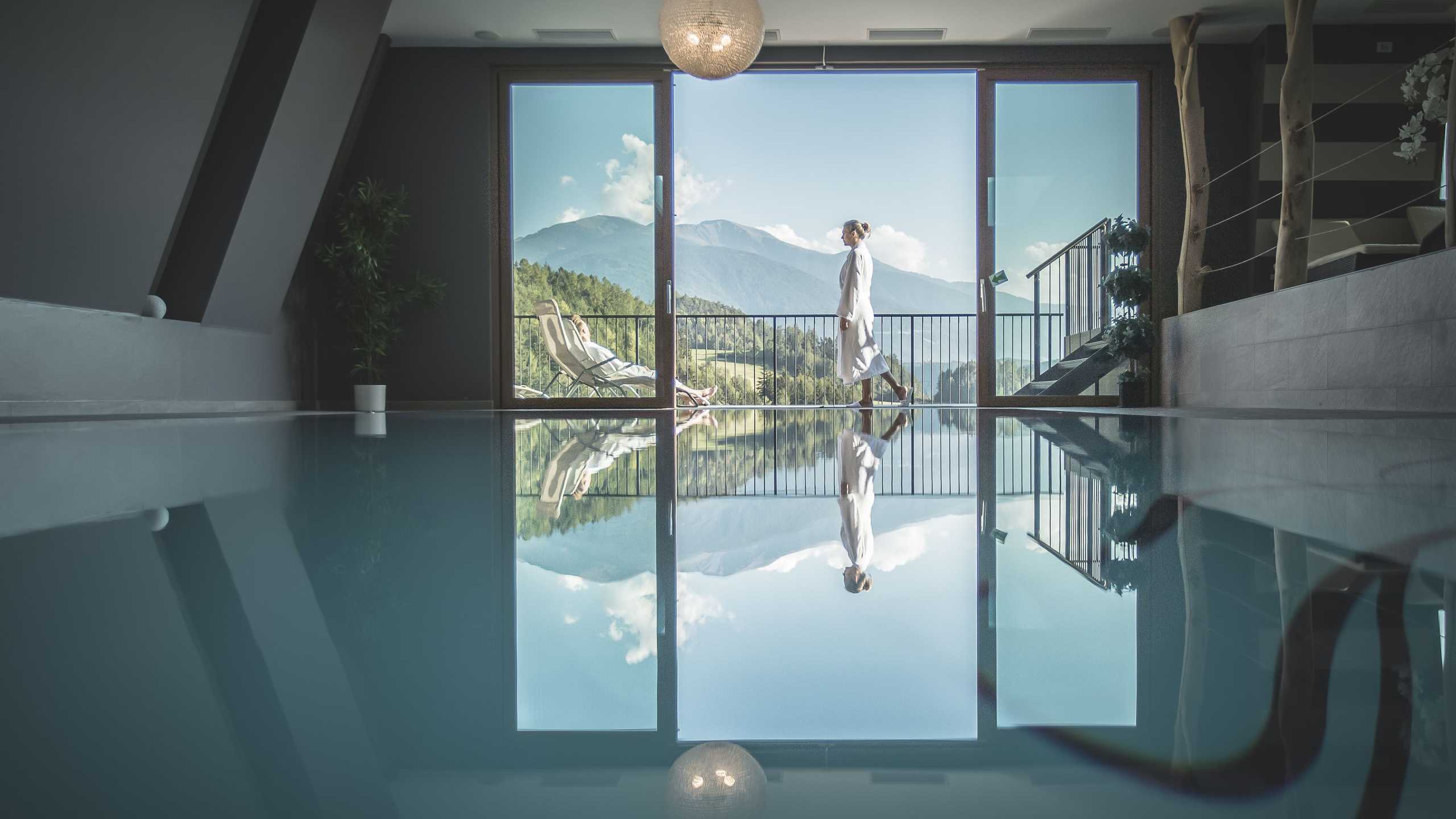Molaris Wellness Hallenbad