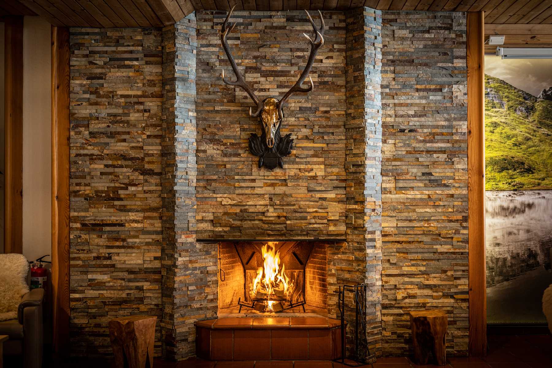 Gastein Lounge Kamin