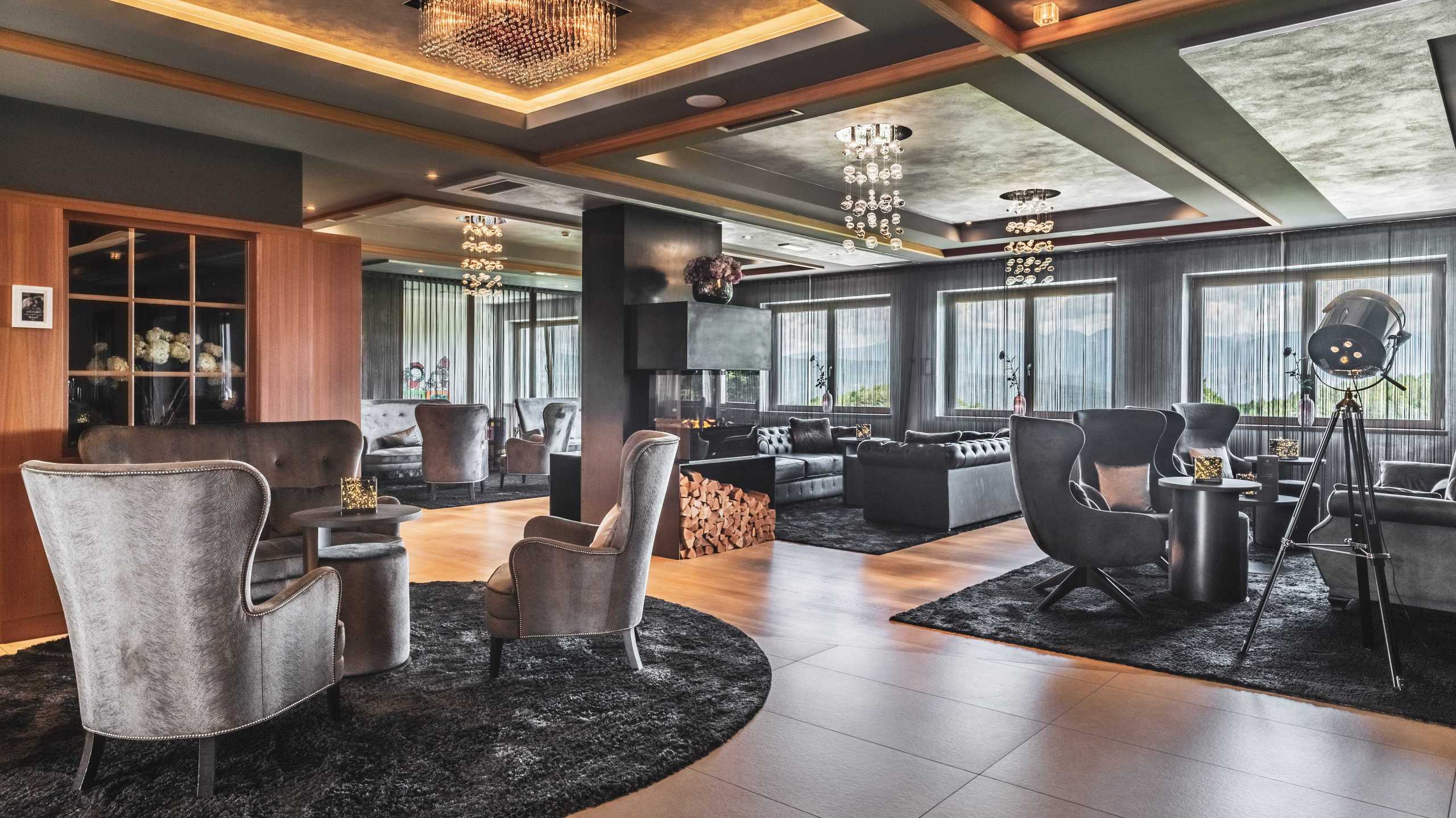 Solea Lounge2