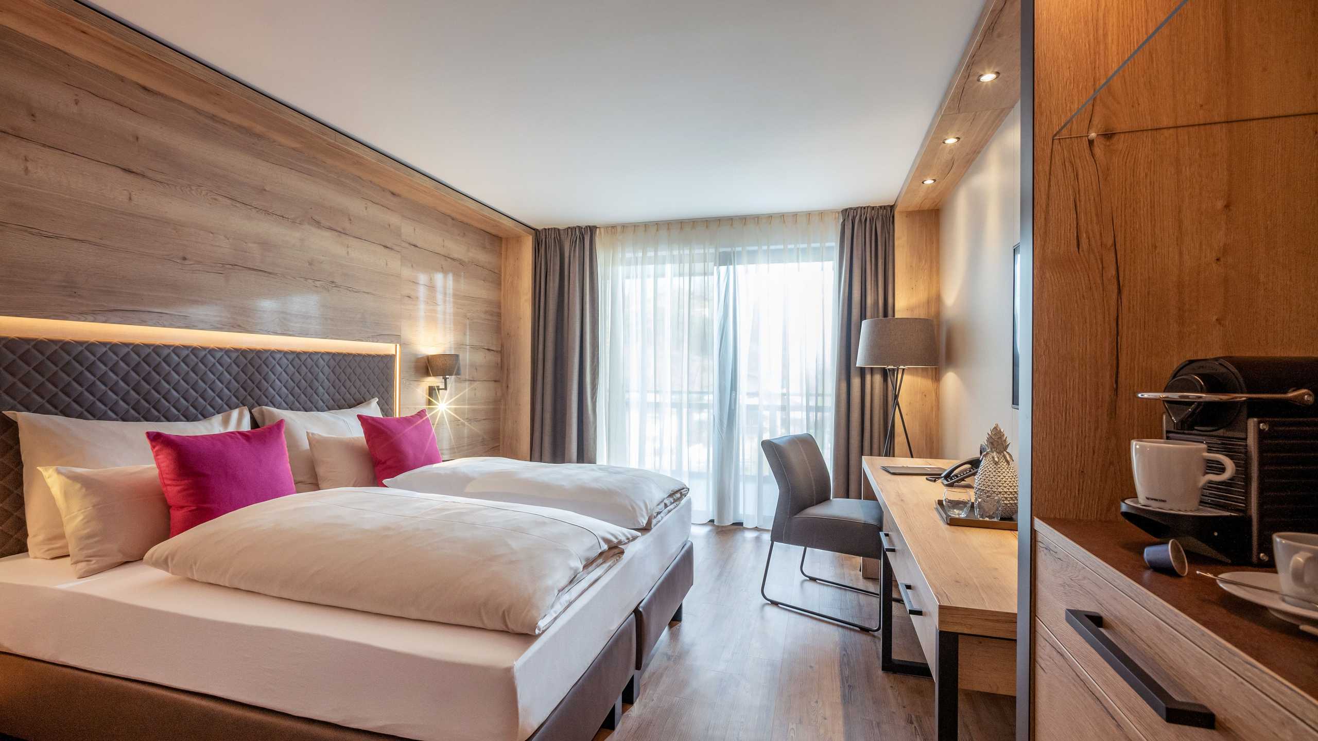 Adapura Zimmer Casual3