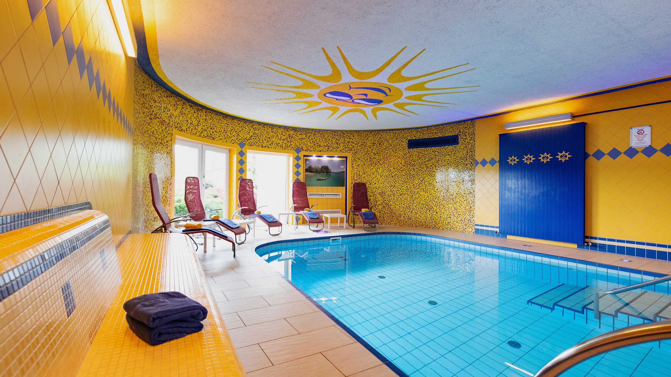 Barry Wellness Hallenbad