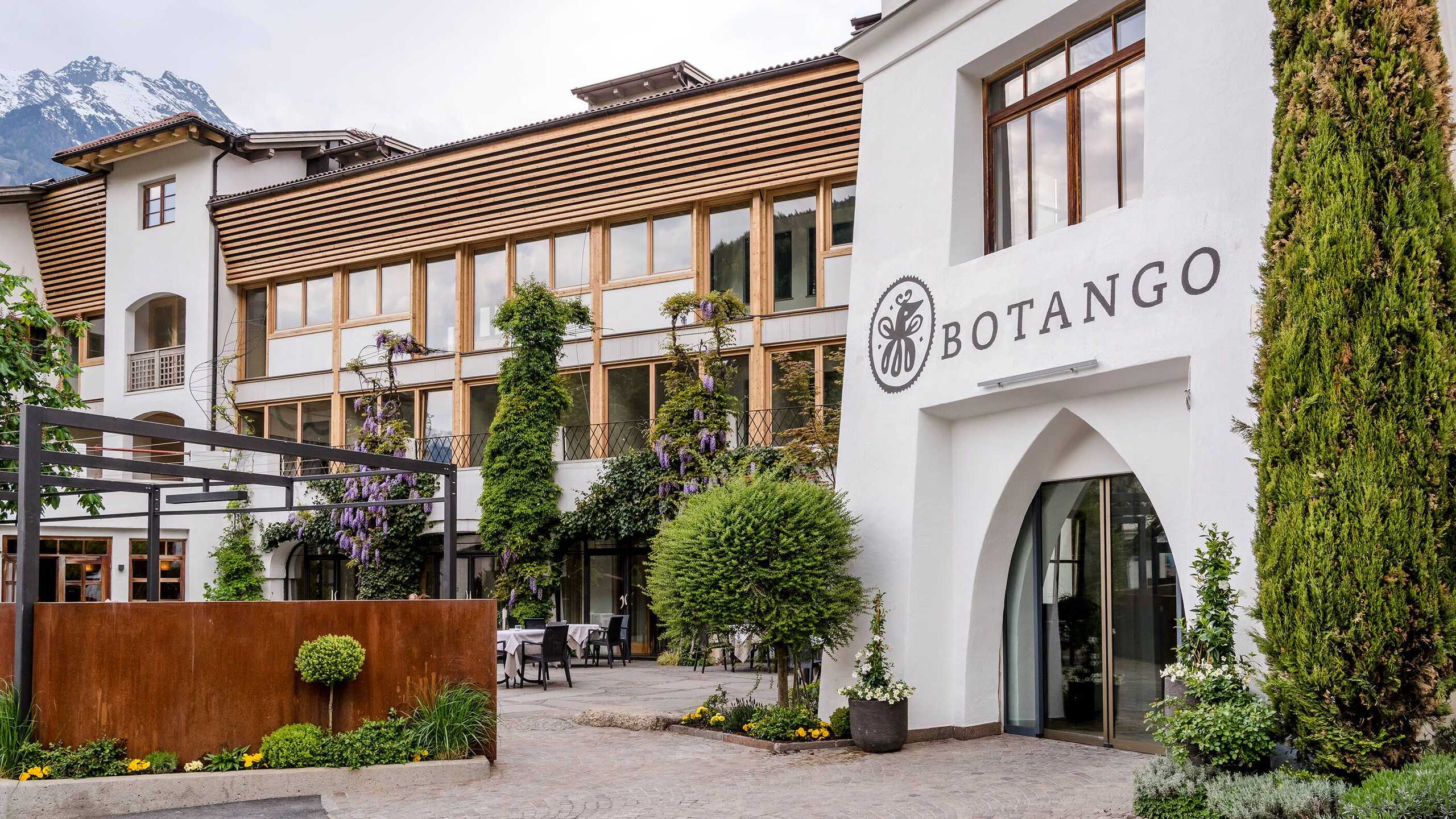 Botango Hotel