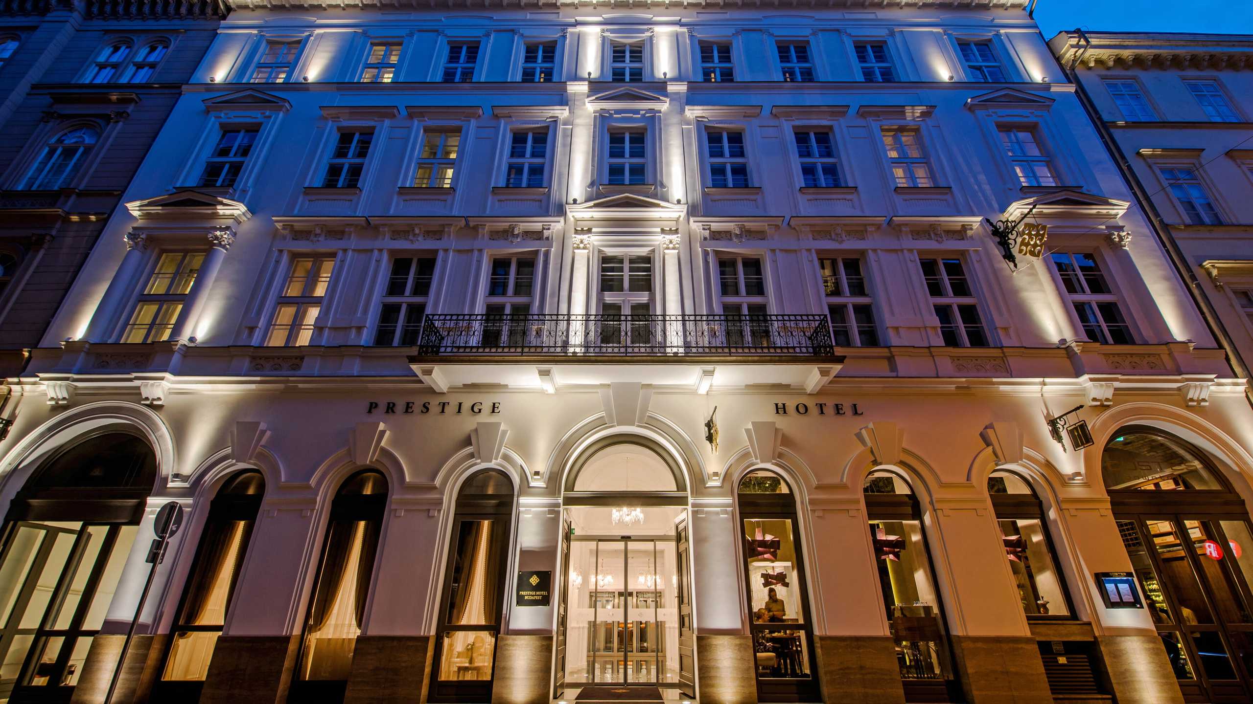 Prestige Hotel Abend