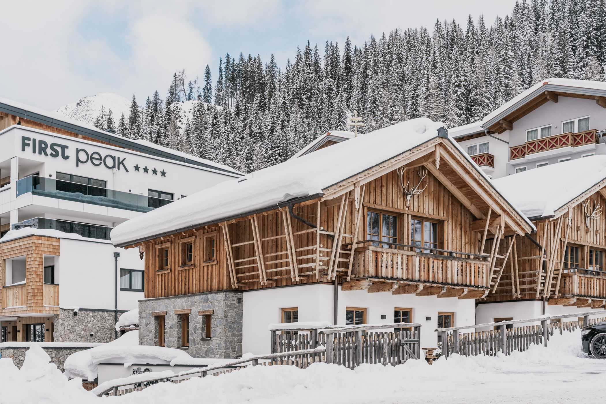 Firstpeak Hotel Winter2