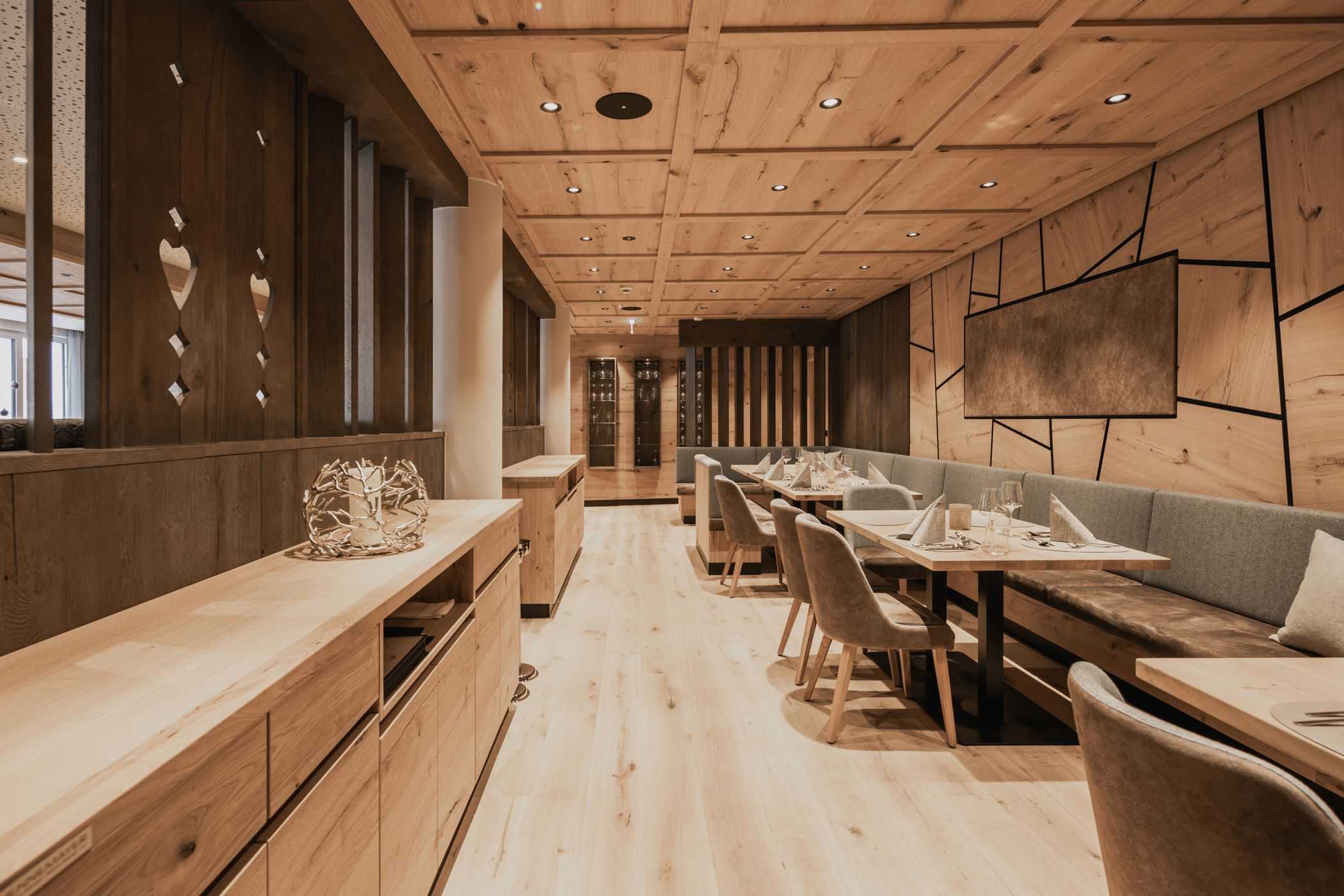 Firstpeak Restaurant