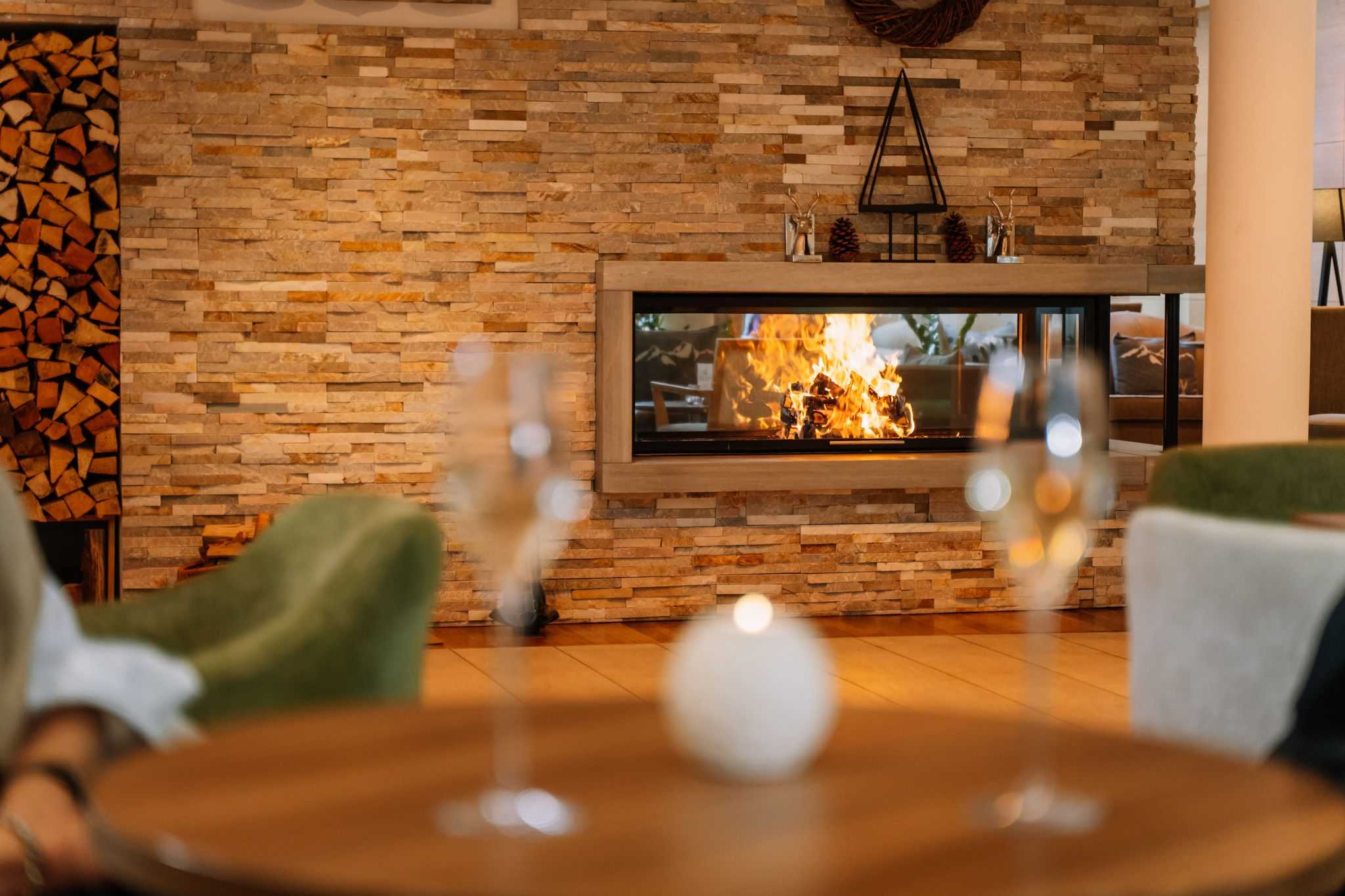 Auszeit Lounge Kamin