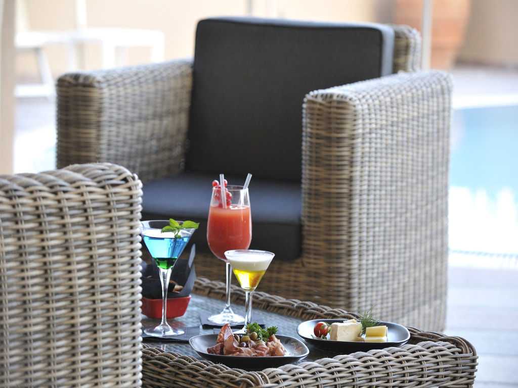 Excelsior Bar Lounge