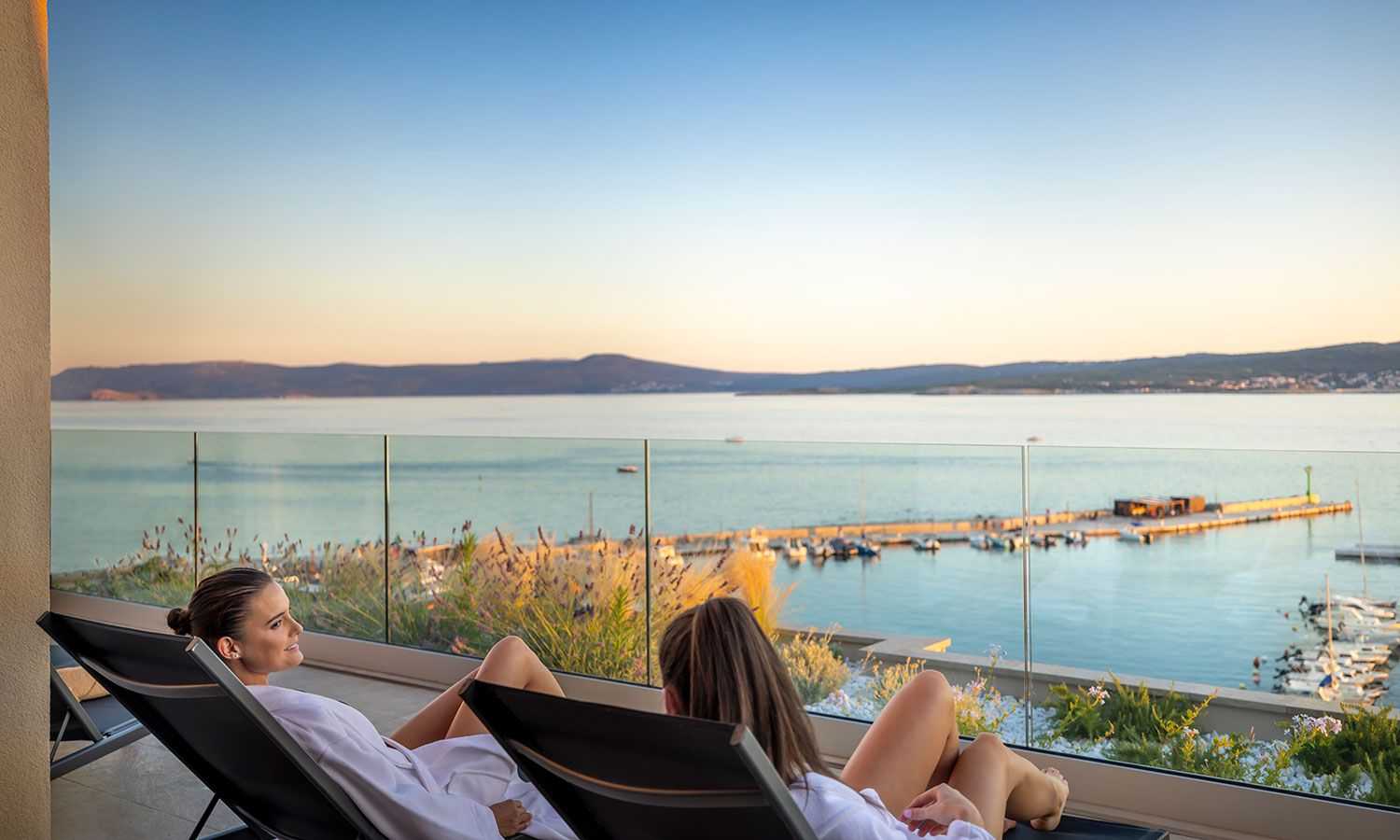 Aminess Wellness Models