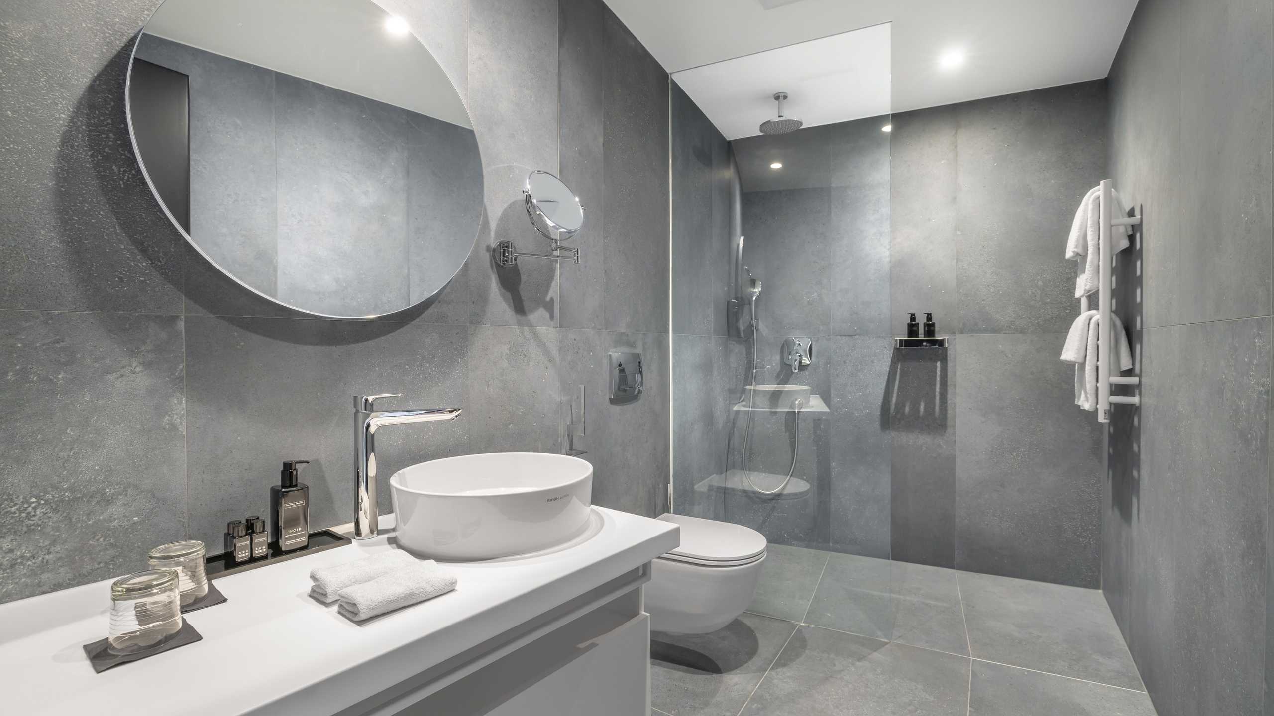 Aminess Zimmer Premium Bad