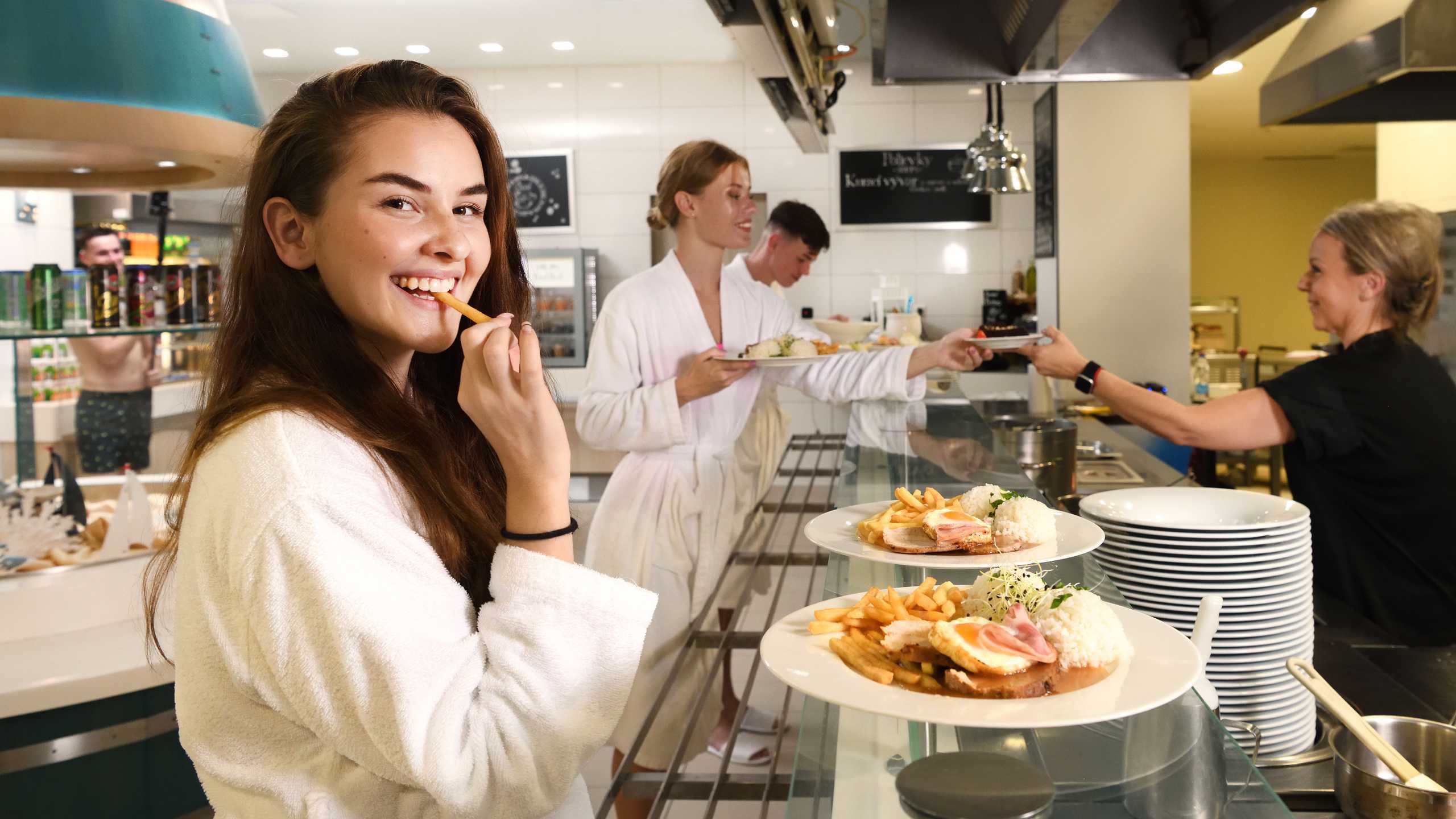 Aquacity Seasons Wellness Buffet